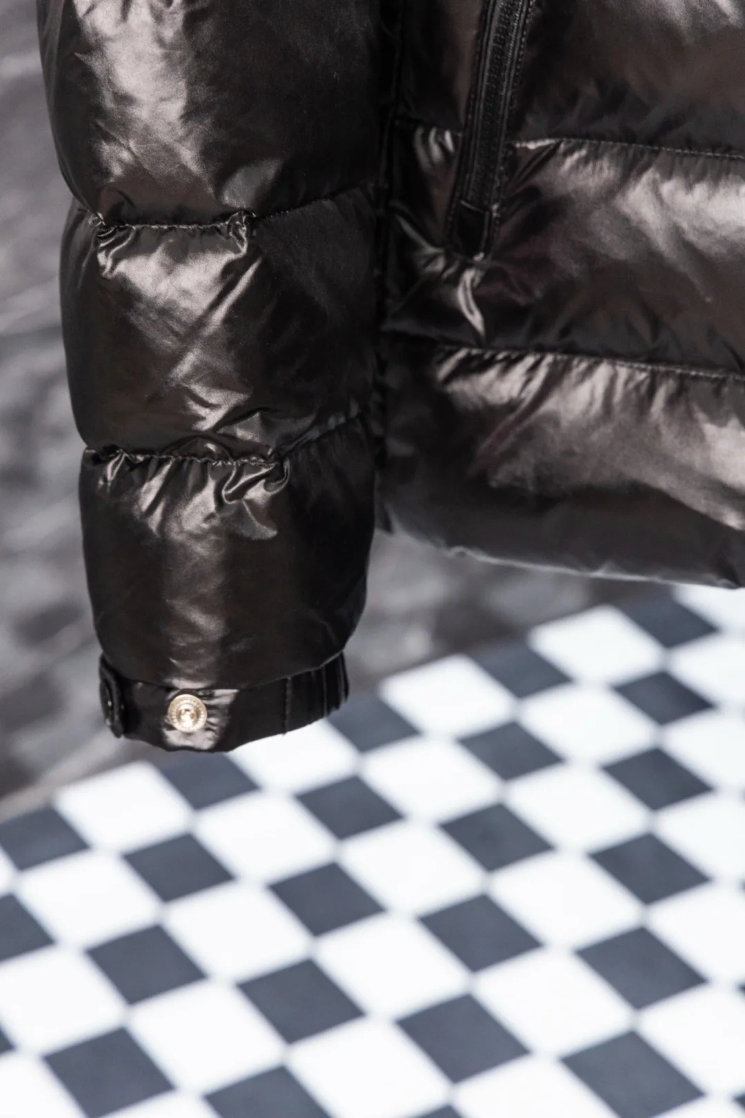 Men's Jackets And Down Jackets MONCLER 18281279