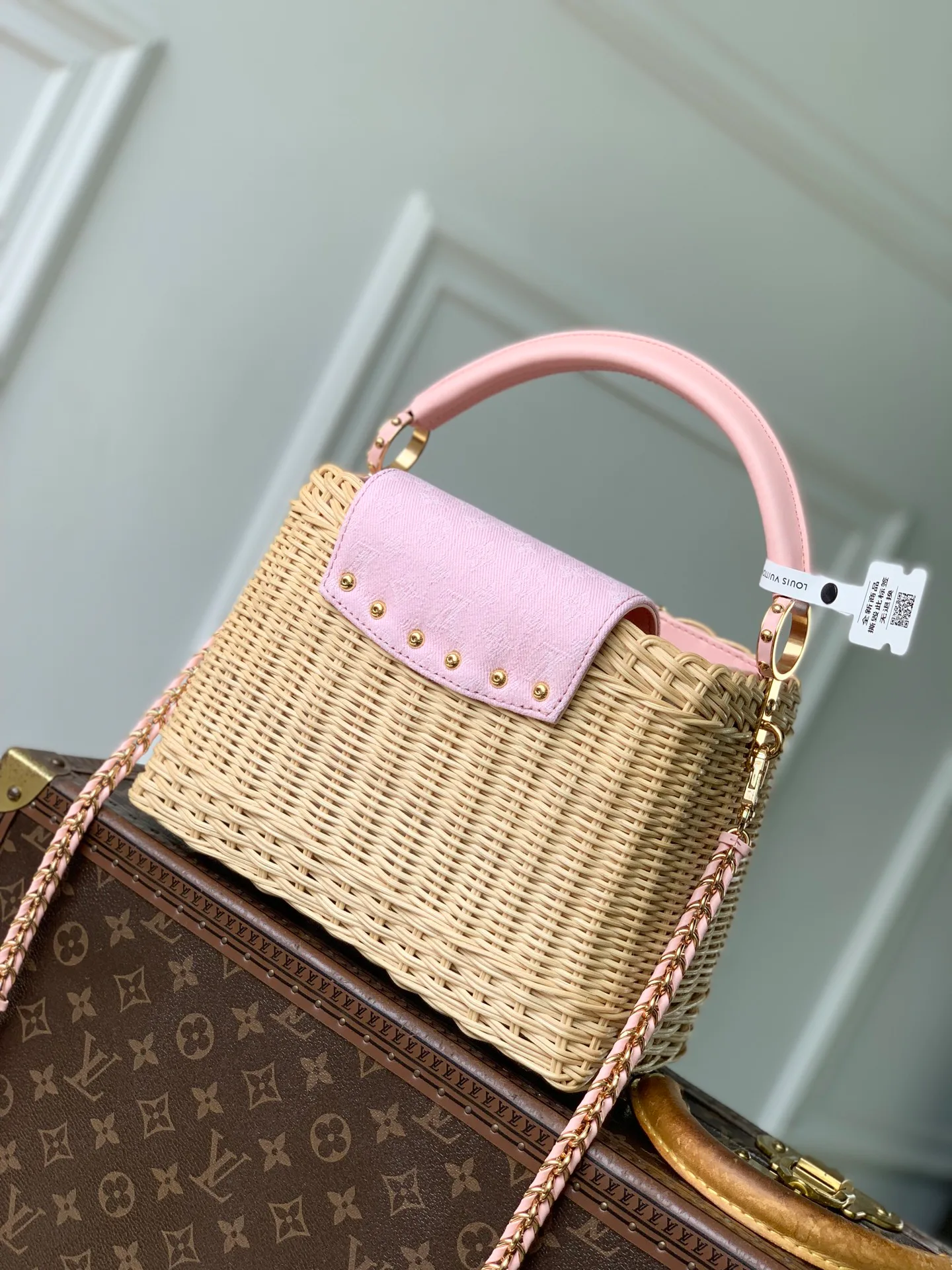 Women's Classic Handbags LOUIS VUITTON 18147579
