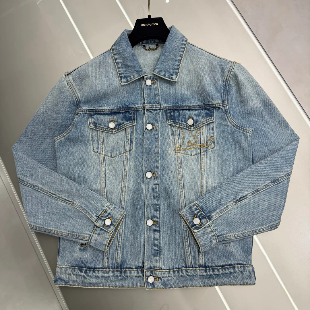 Men's Jackets And Down Jackets LOUIS VUITTON 18431120