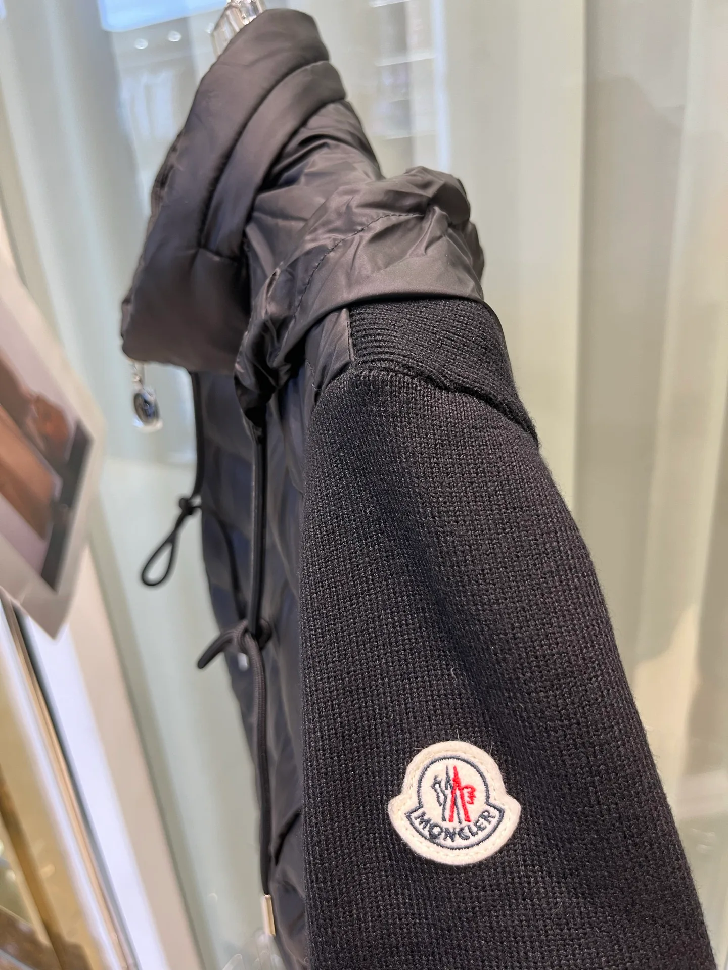 Women's Jackets And Down Jackets MONCLER 18204178