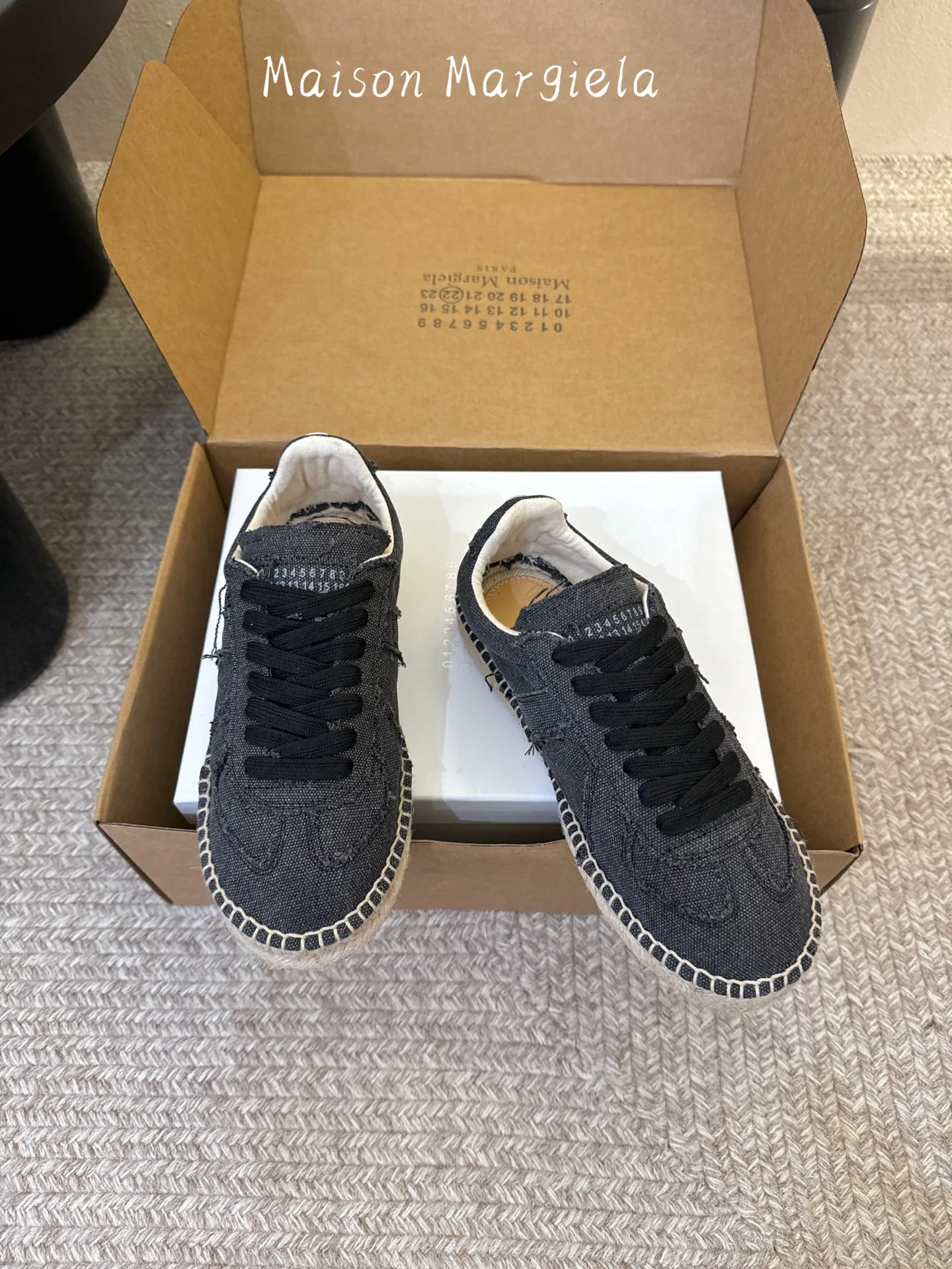 Women's Sneakers MAISON MARGIELA 17220383
