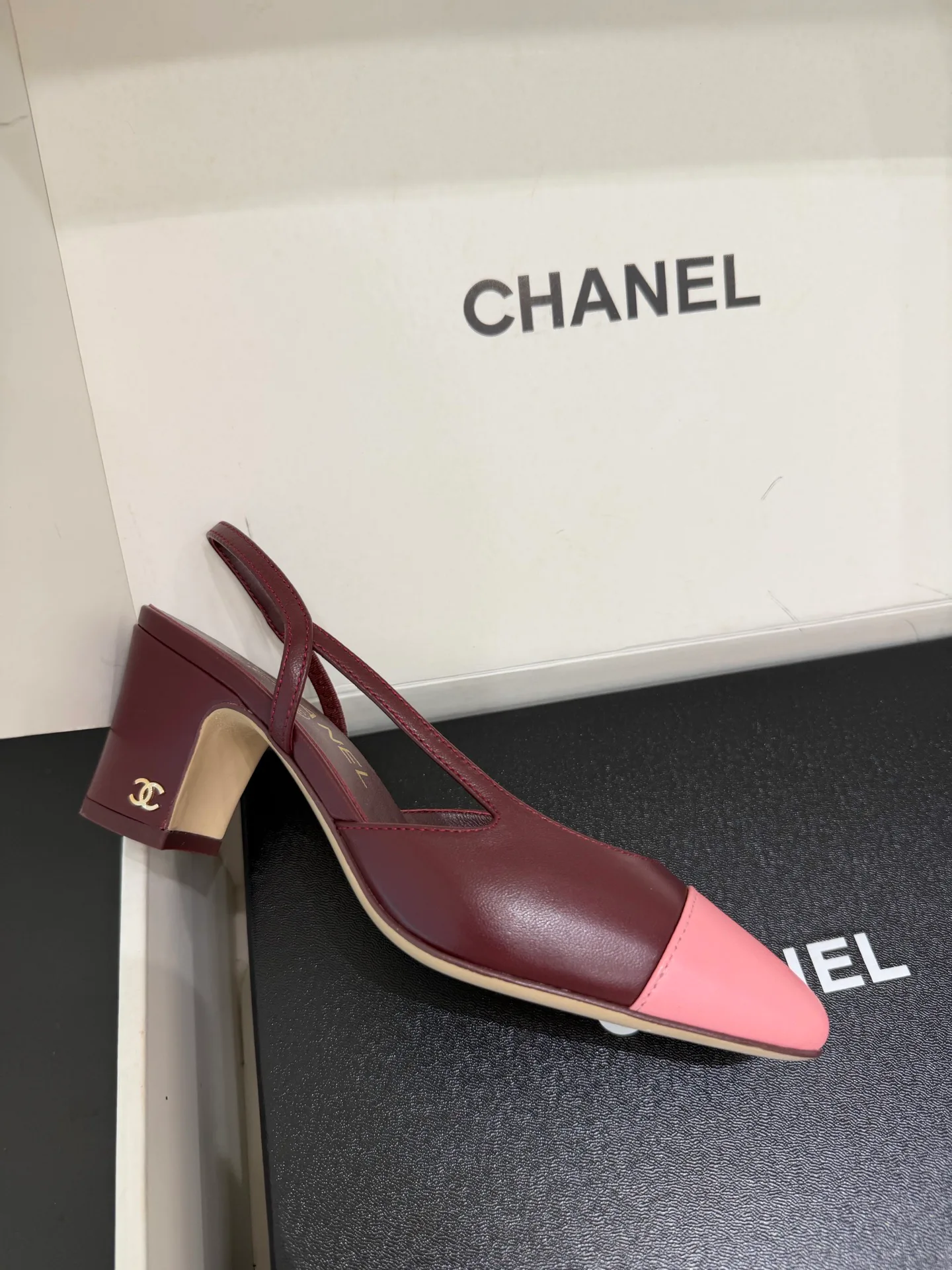 Women's Open-Toe Sandals CHANEL 18087714