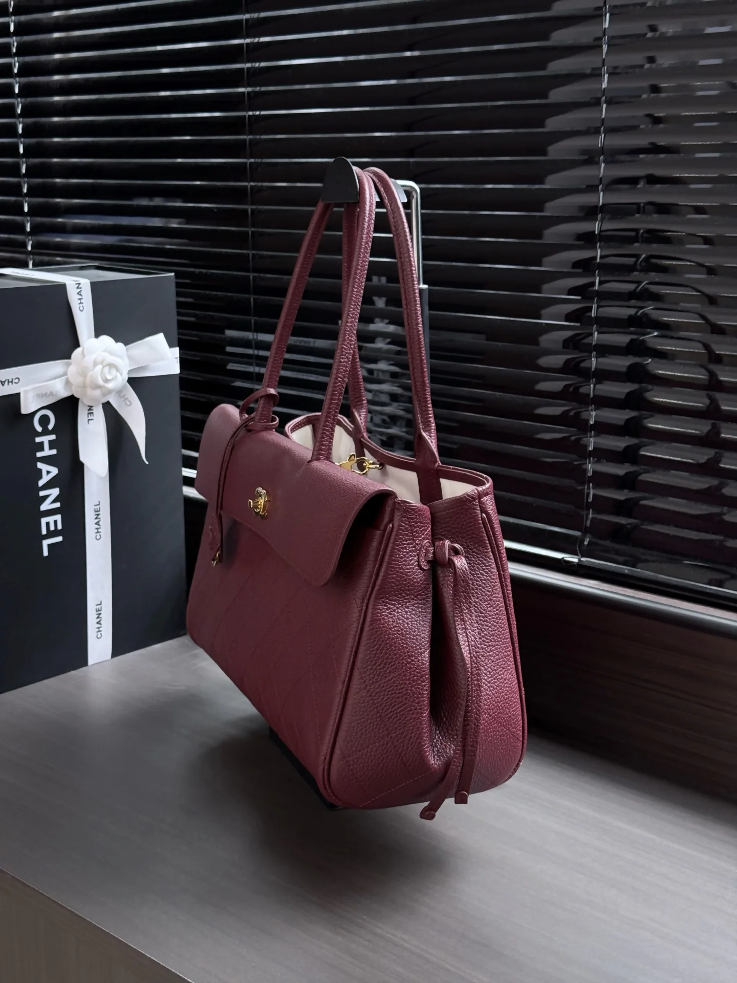 Women's Classic Handbags CHANEL 17861280