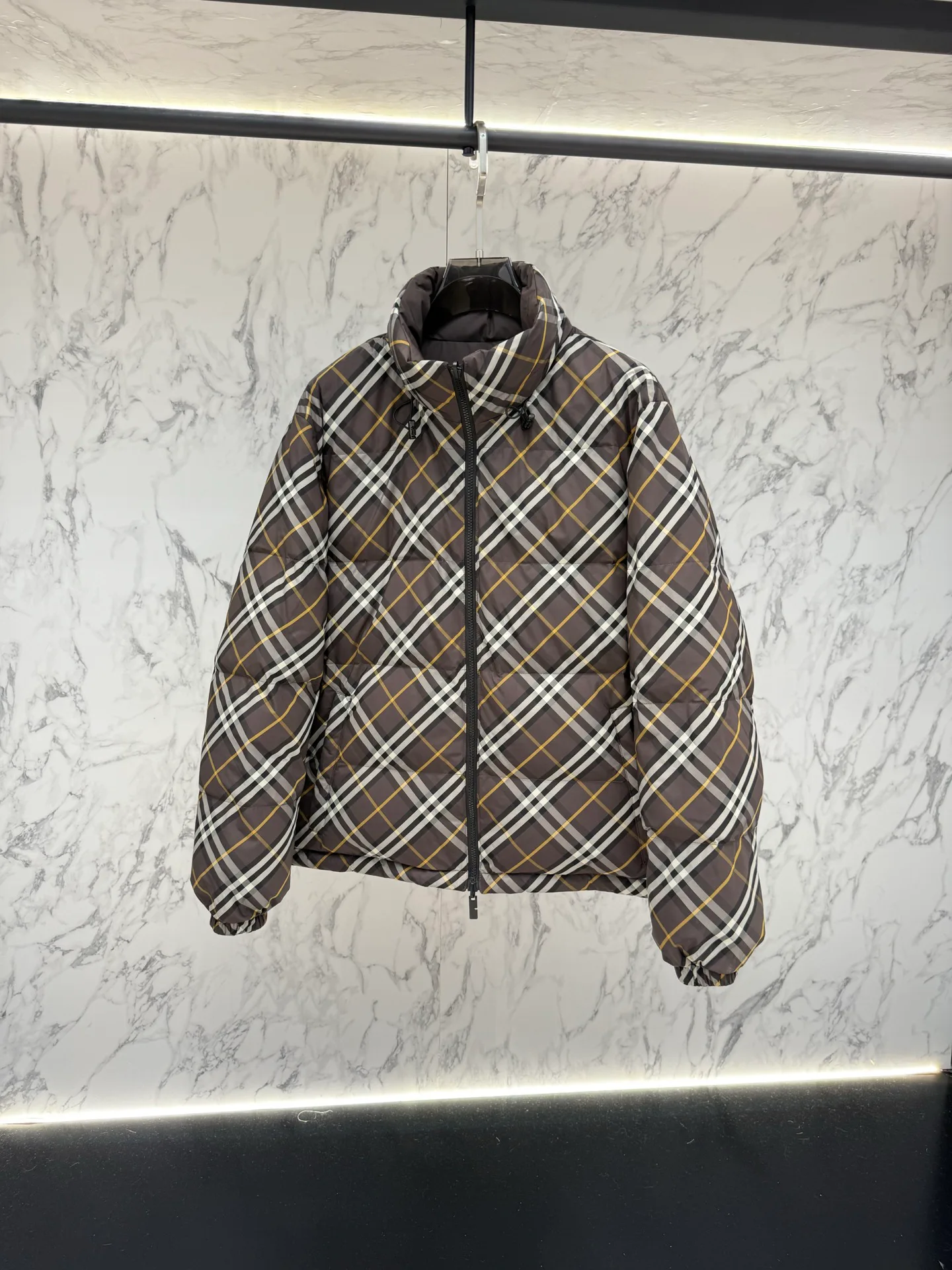 Men's Jackets And Down Jackets BURBERRY 17828642