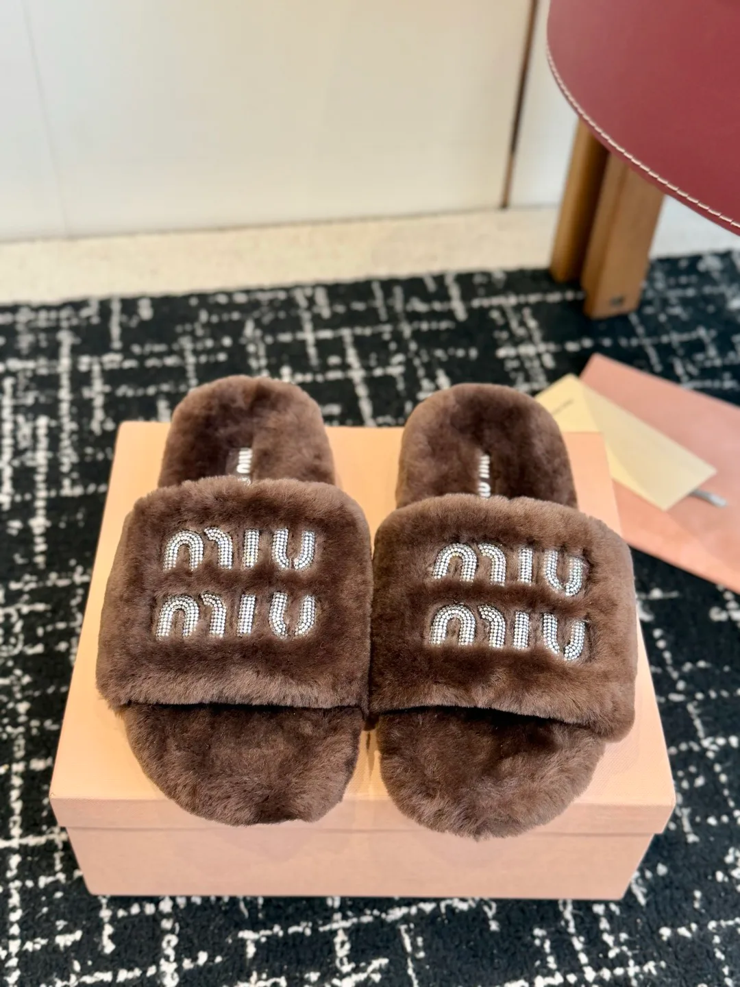 Women's Slippers MIU MIU 18139570