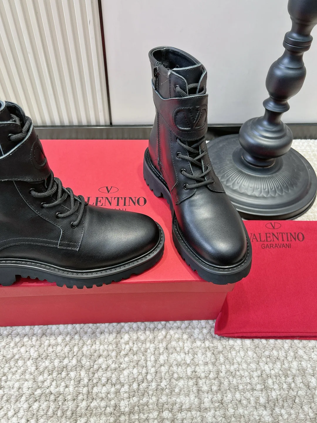 Women's Ankle Boots VALENTINO 17869528