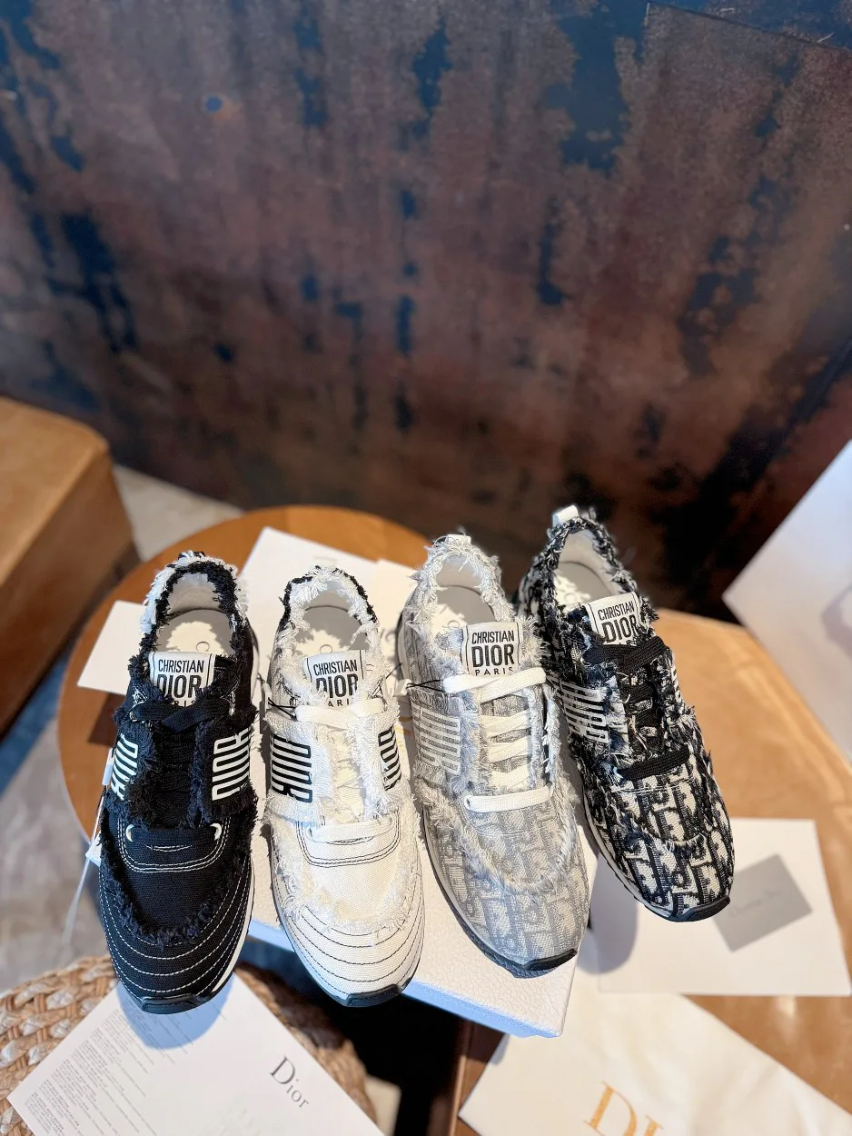 Women's Sneakers CHRISTIAN DIOR 18419408