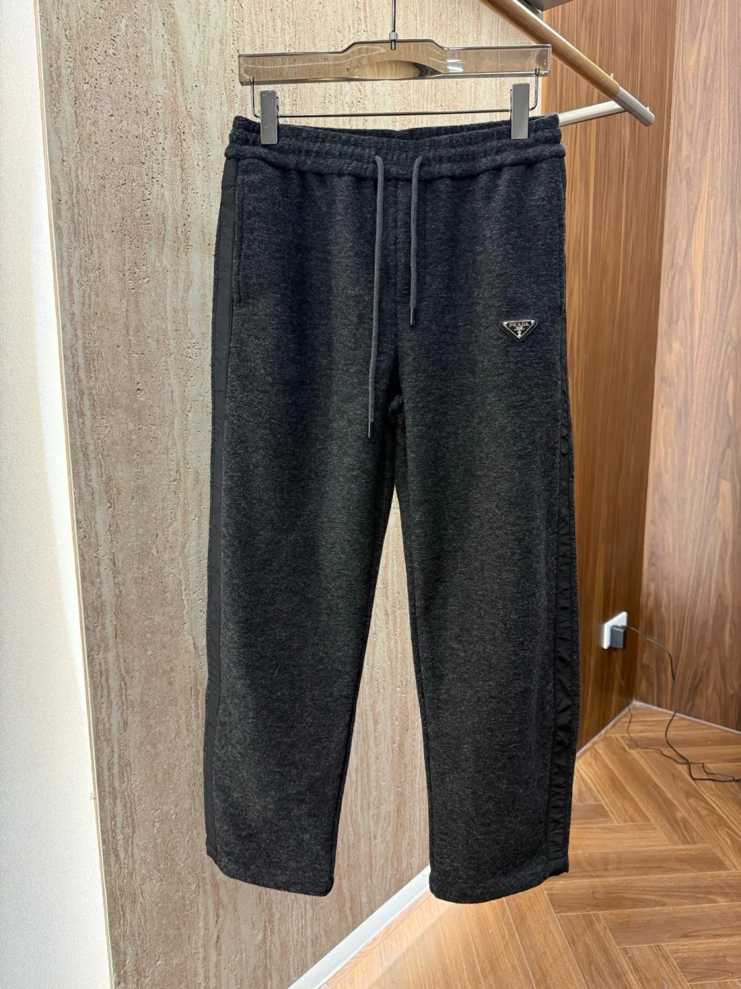 Men's Trousers PRADA 18473993