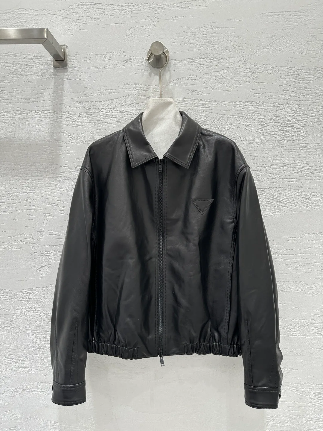 Women's Leather Jackets And Sheepskin Coats PRADA 18090511
