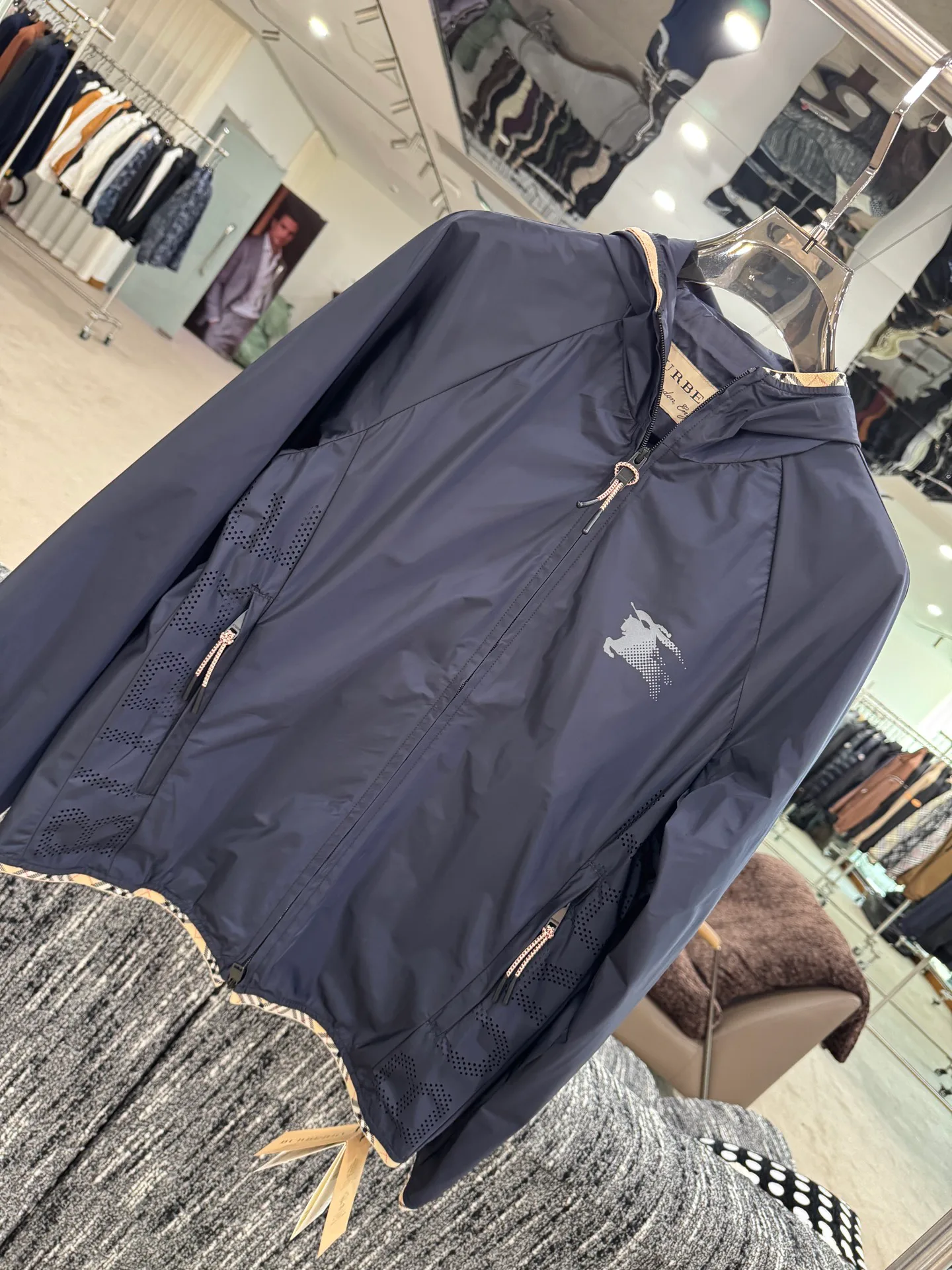 Men's Jackets And Down Jackets BURBERRY 18084173