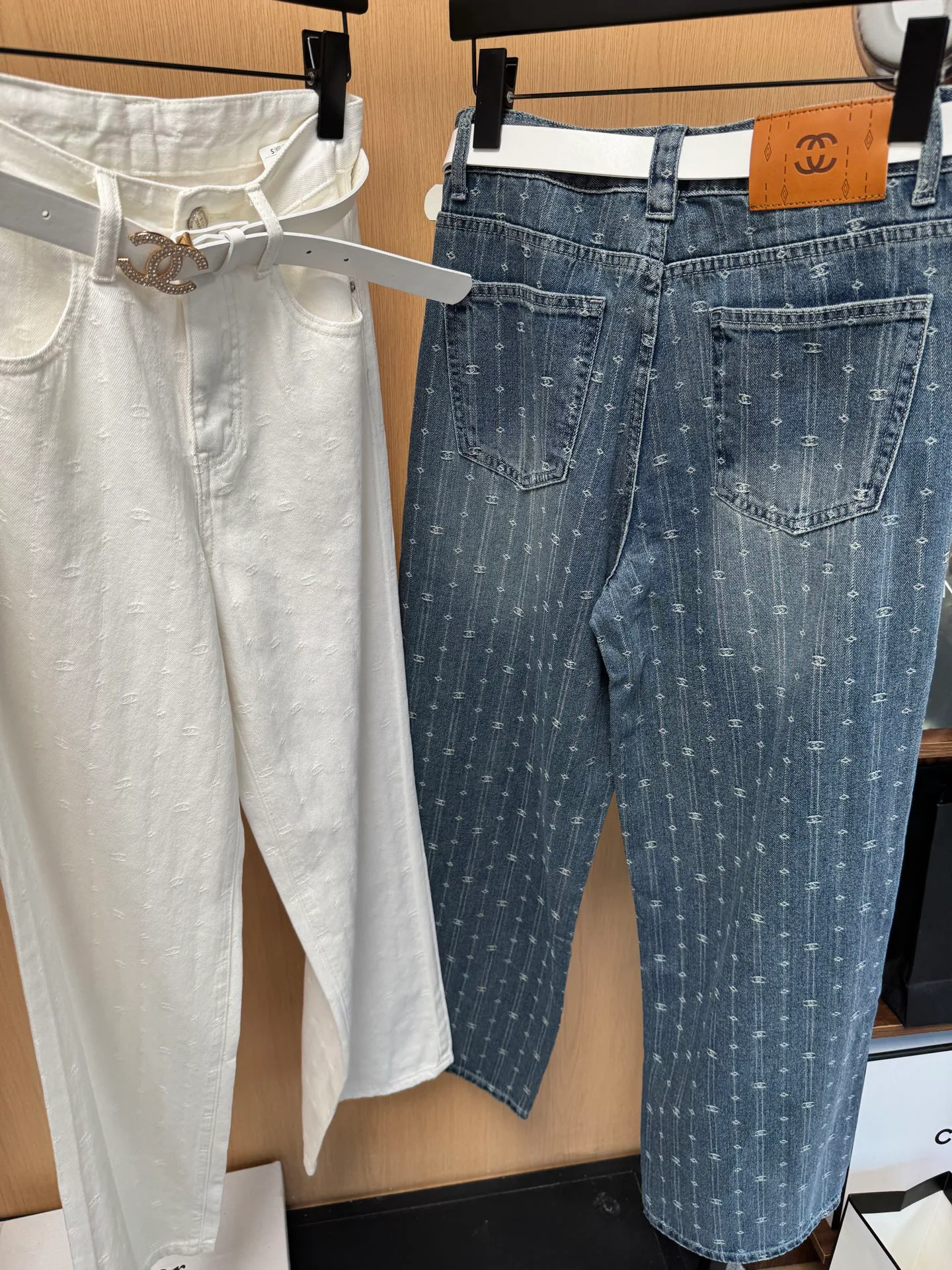 Women's Jeans CHANEL 18138528