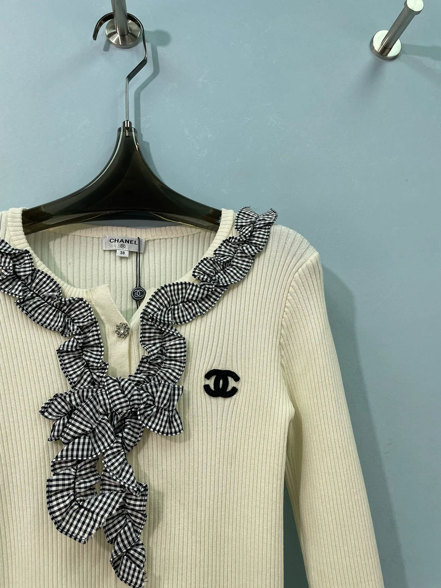Women's Jumpers And Sweaters CHANEL 18151218