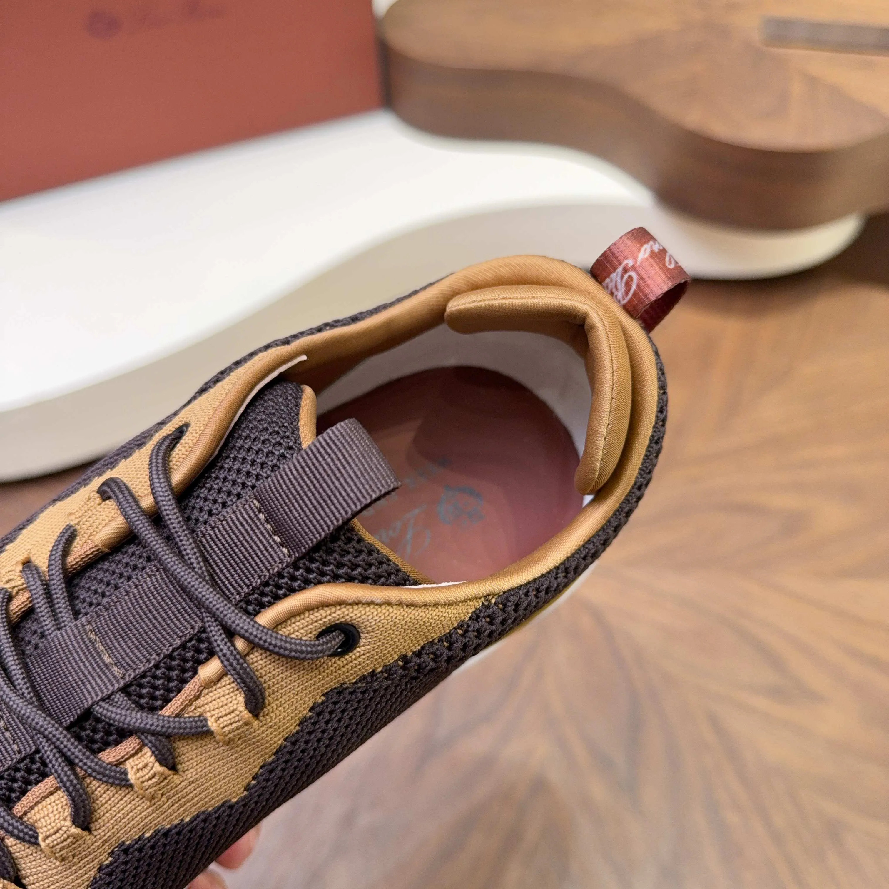 Men's Sneakers LORO PIANA 18250718
