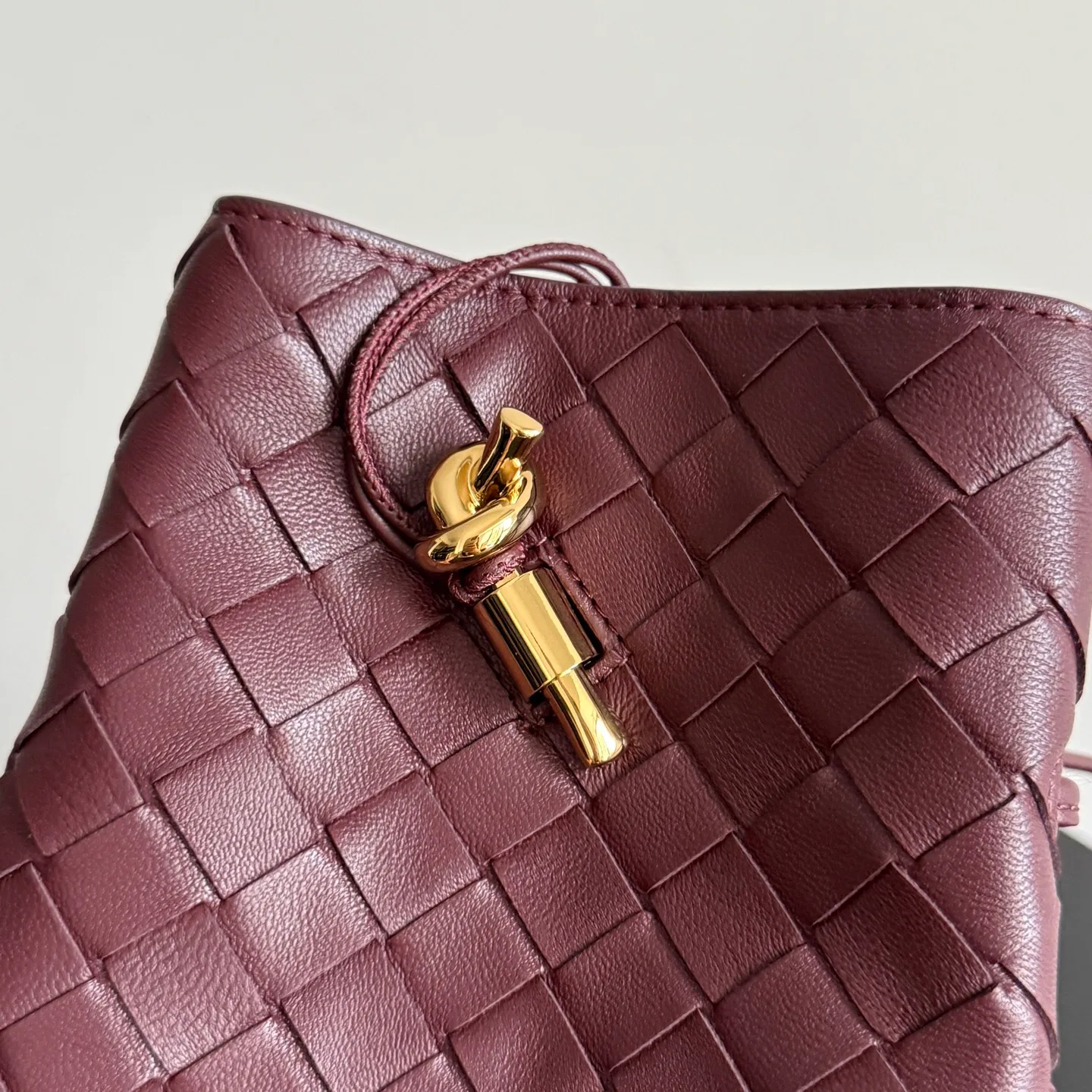 Women's Shoulder Bags BOTTEGA VENETA 17533317