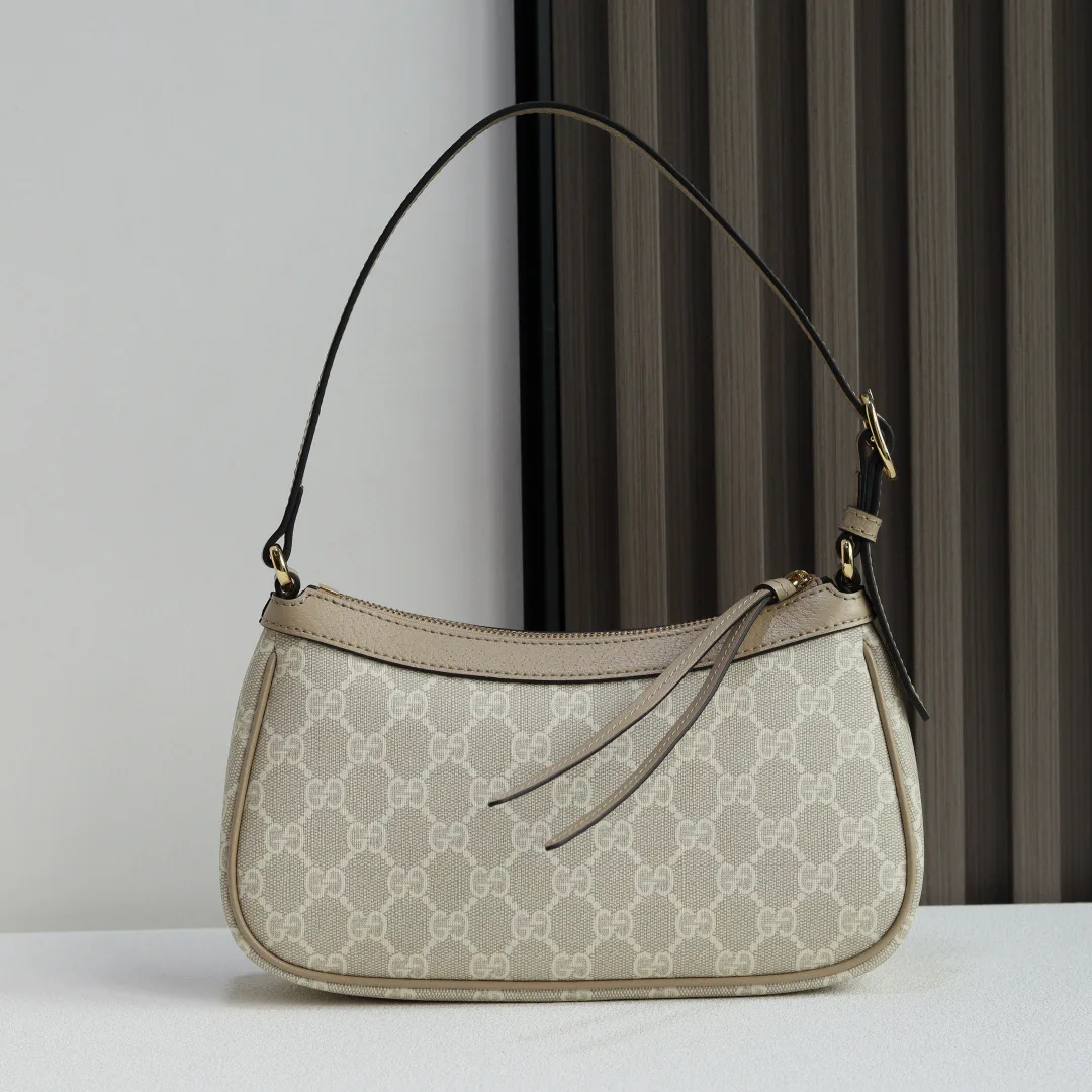 Women's Classic Handbags GUCCI 17947786