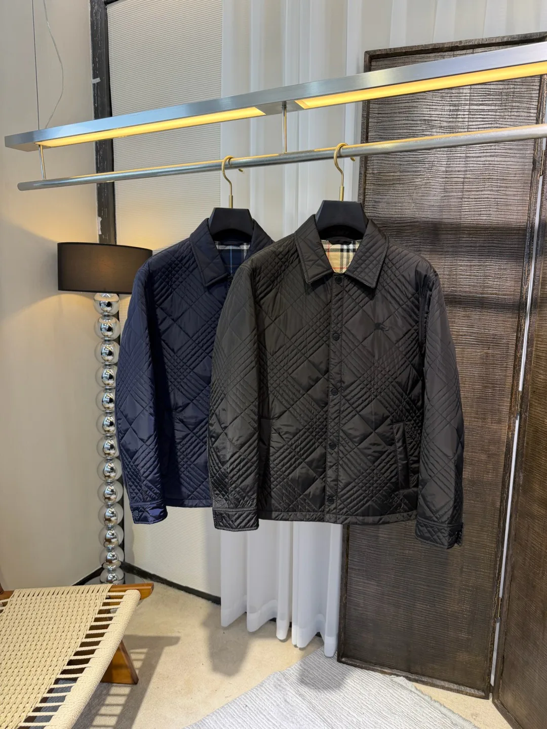 Women's Jackets And Down Jackets BURBERRY 17935057