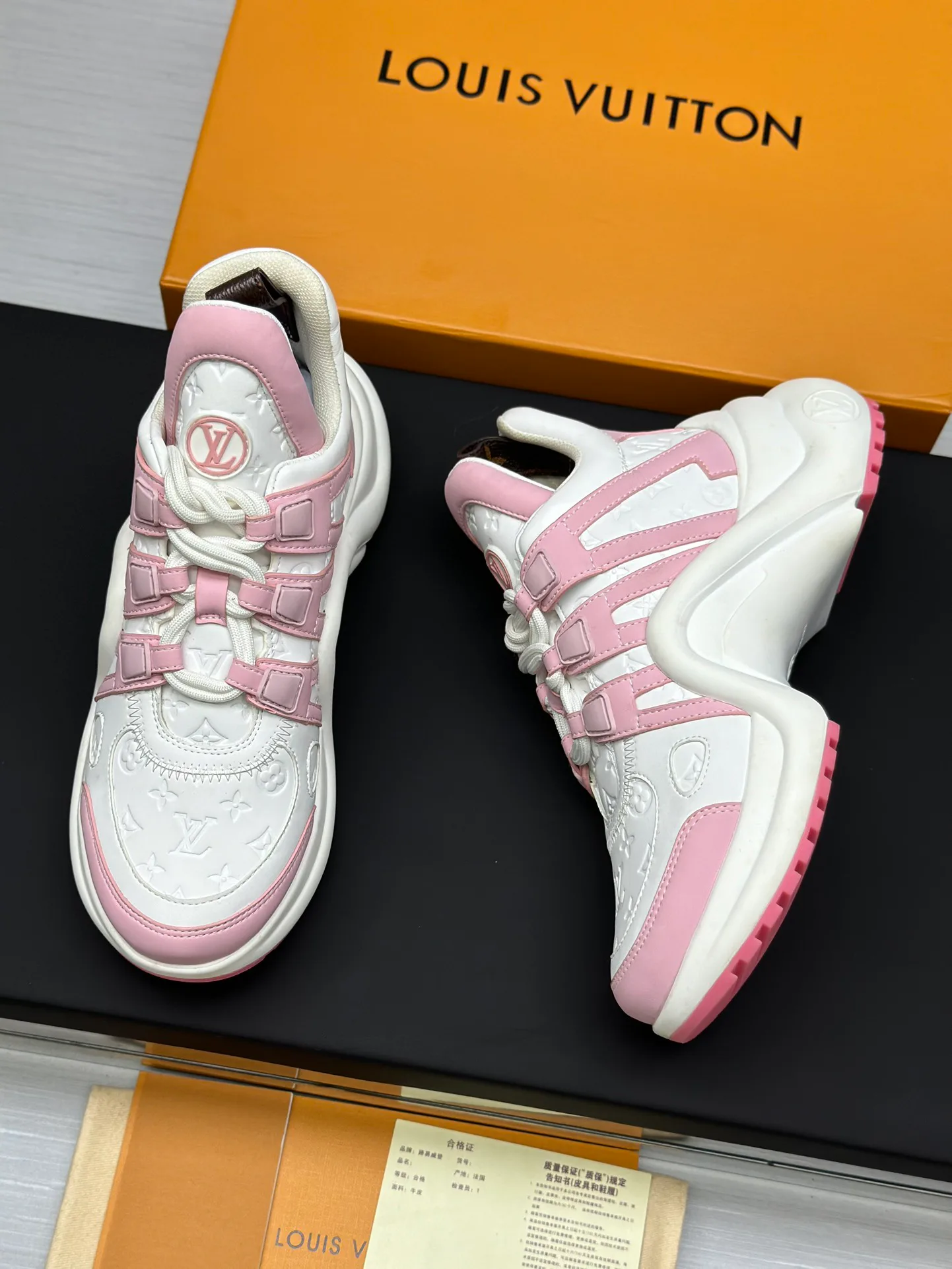 Women's Sneakers LOUIS VUITTON 18211997