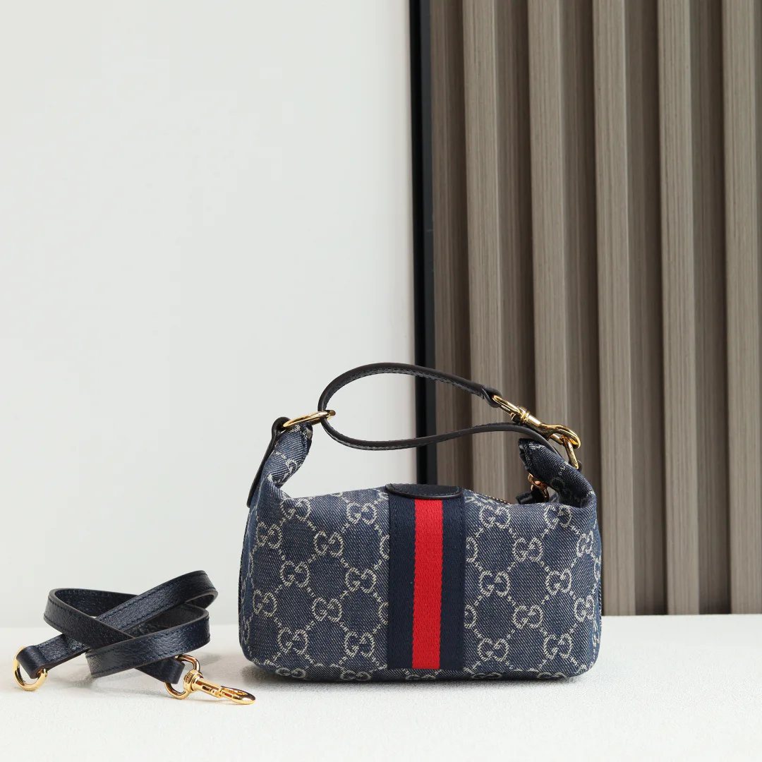 Women's Classic Handbags GUCCI 17947483