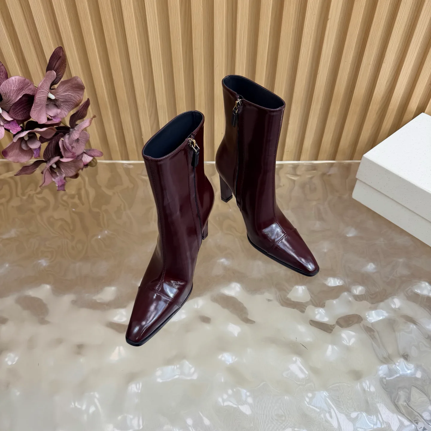 Women's Booties SAINT LAURENT 18508924
