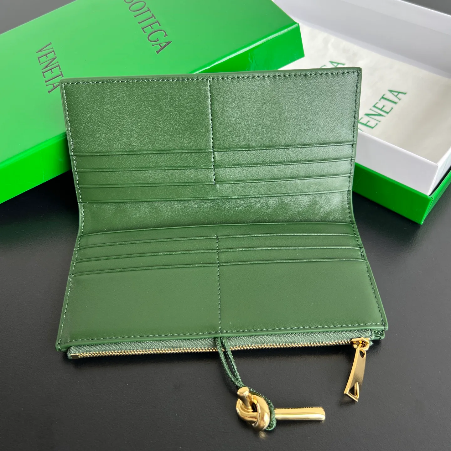 Women's Clutches BOTTEGA VENETA 17914874