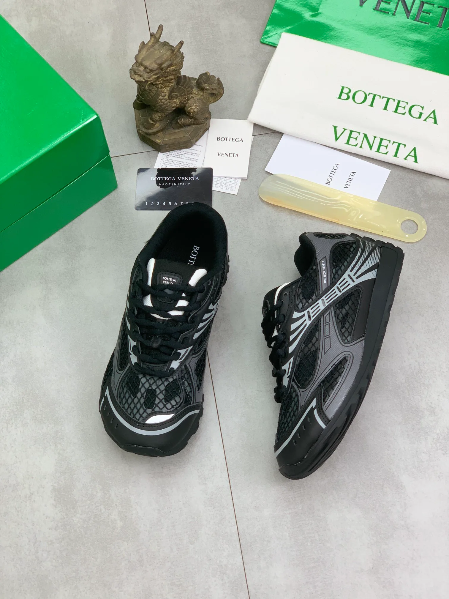 Women's Sneakers BOTTEGA VENETA 18365165