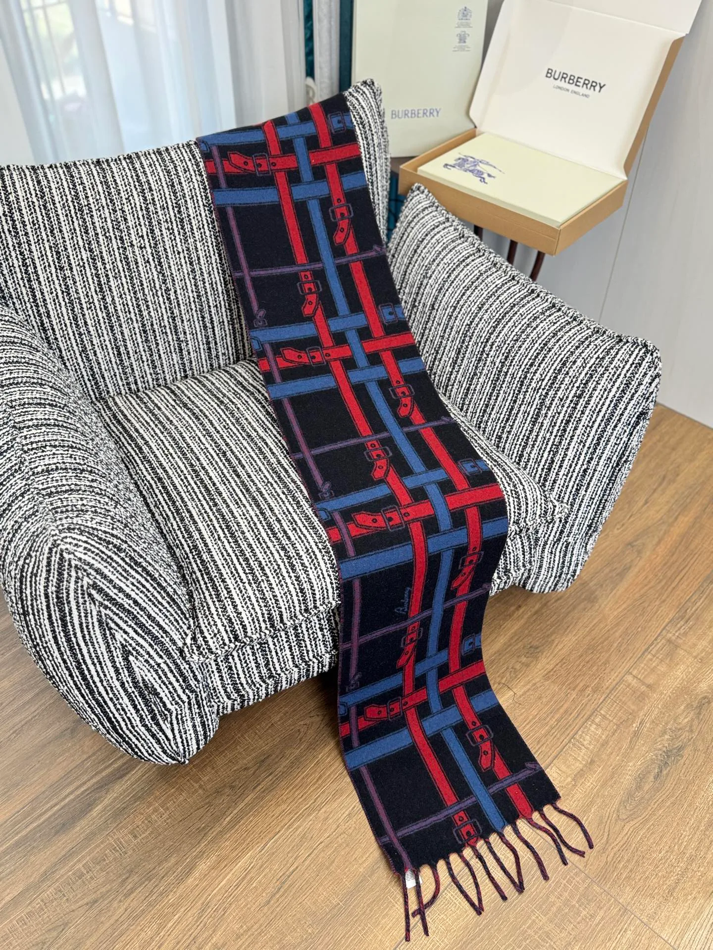 Scarves BURBERRY 18523940