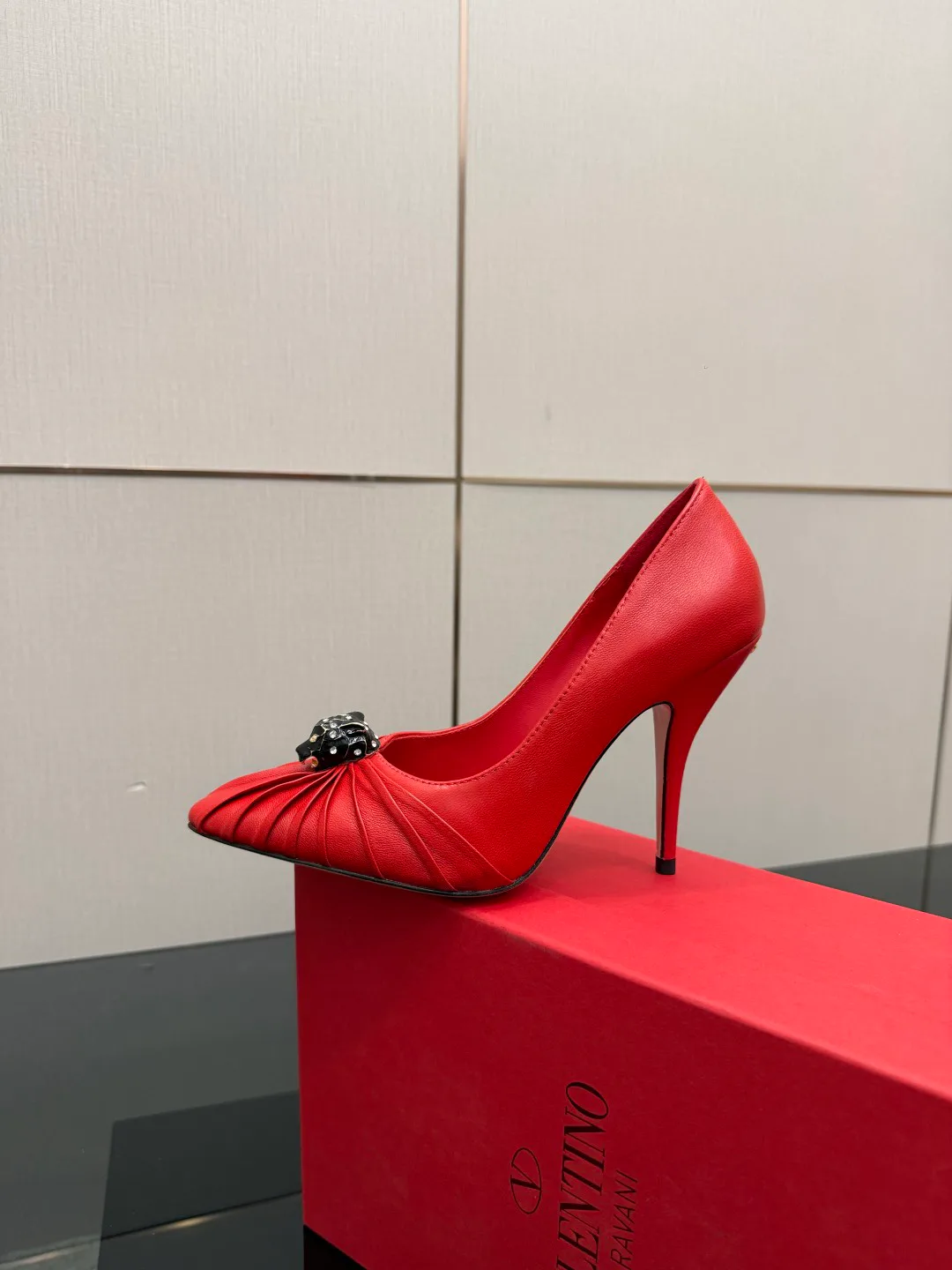 Women's Heels VALENTINO 17467432