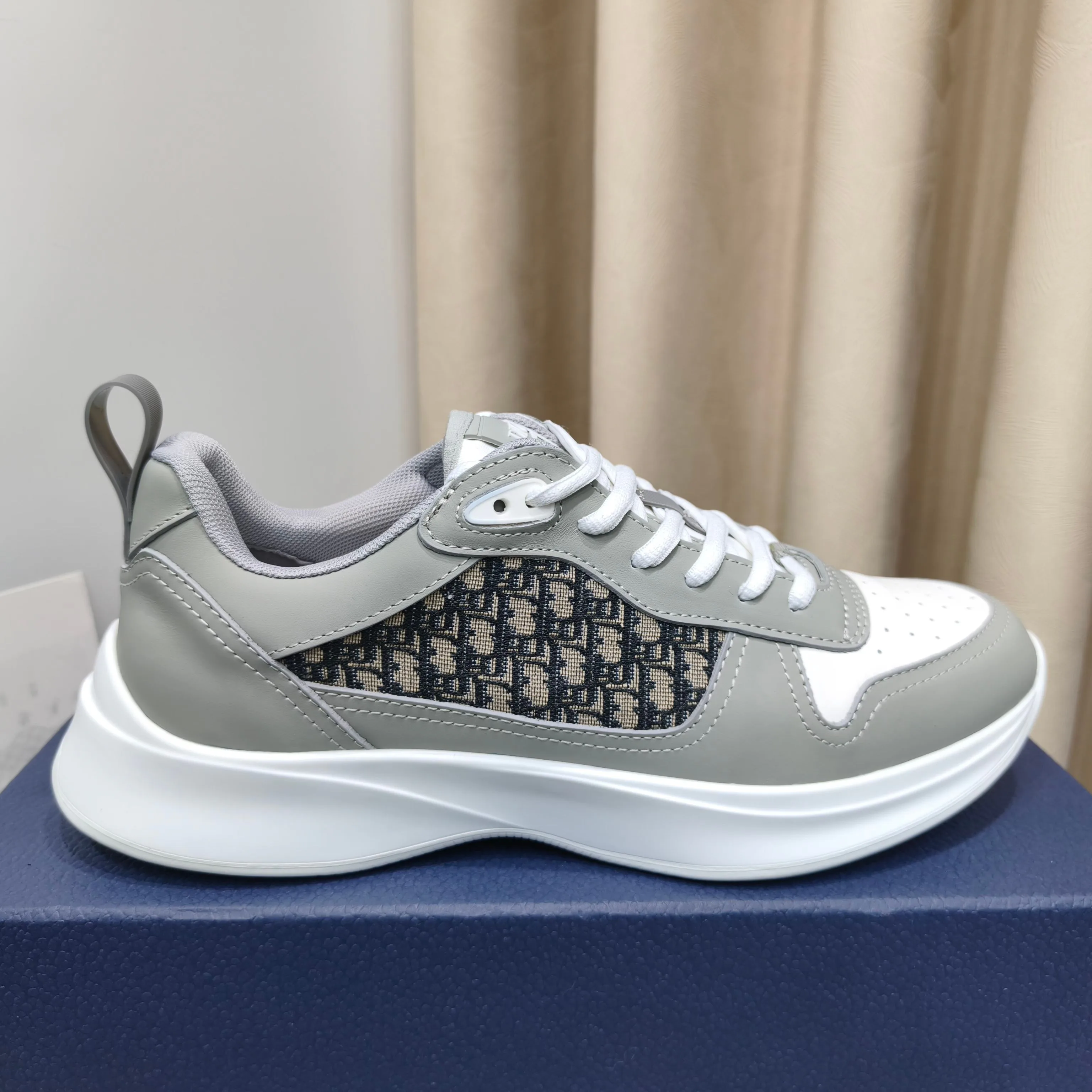 Men's Sneakers CHRISTIAN DIOR 17988980