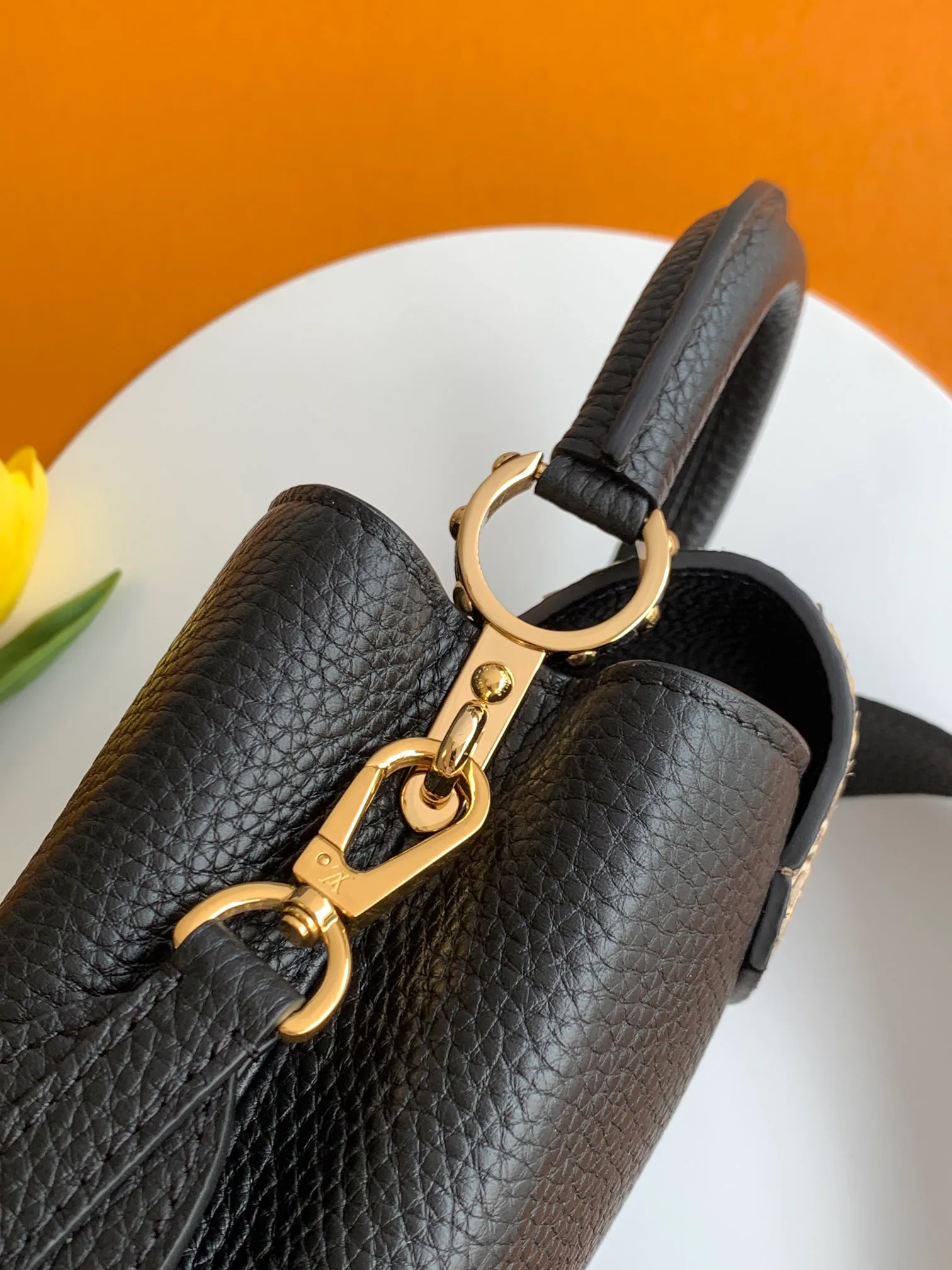 Women's Classic Handbags LOUIS VUITTON 18521022