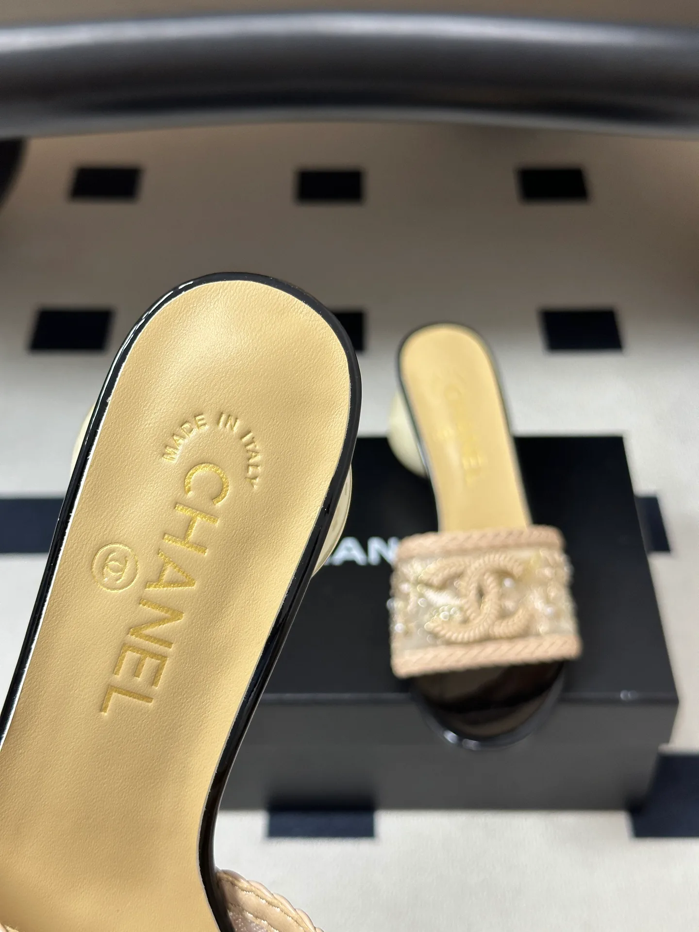 Women's Open-Toe Sandals CHANEL 17403442