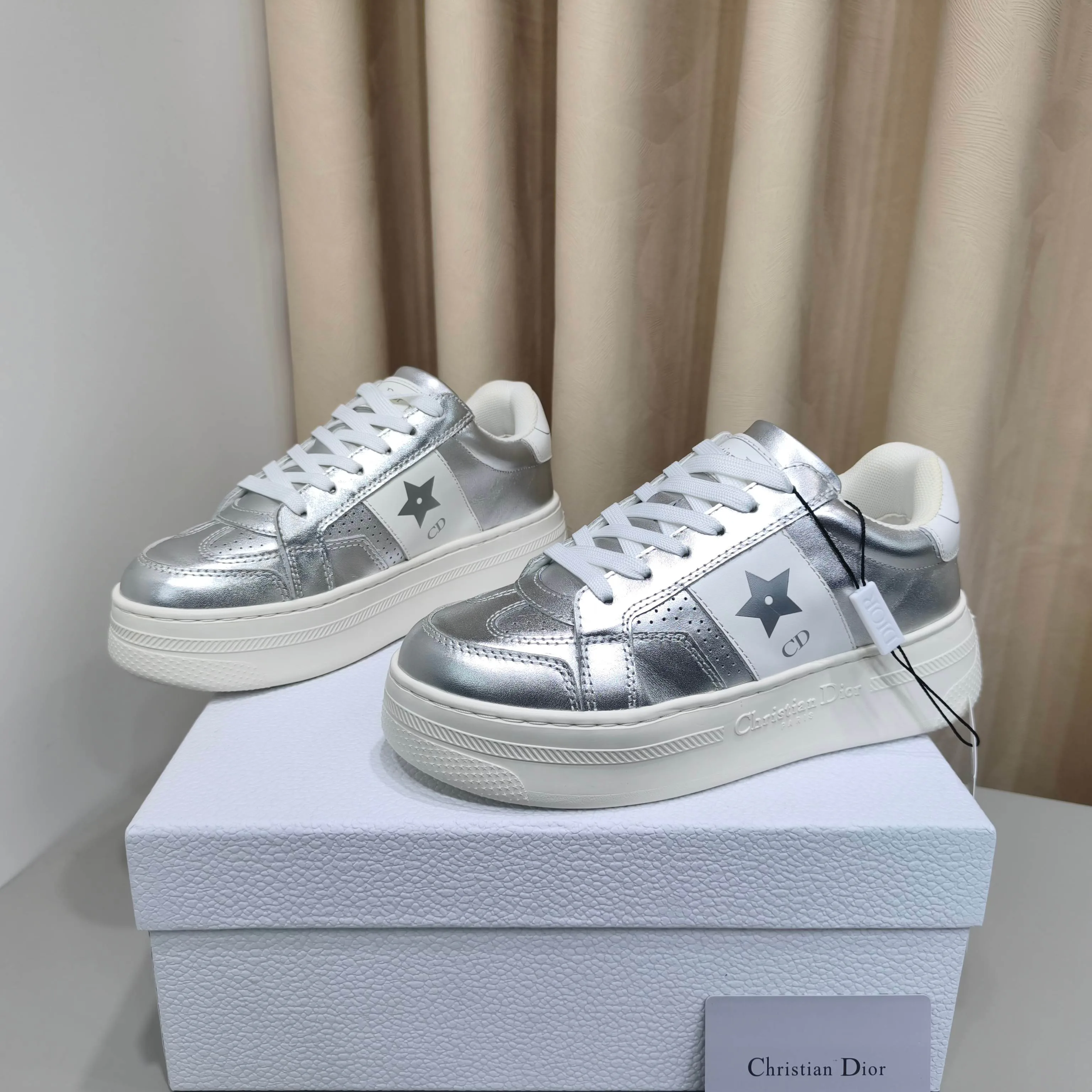 Women's Sneakers CHRISTIAN DIOR 17988726