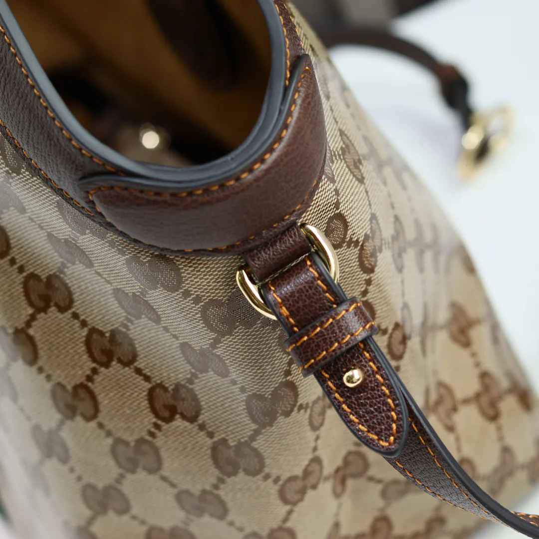 Women's Classic Handbags GUCCI 18262387