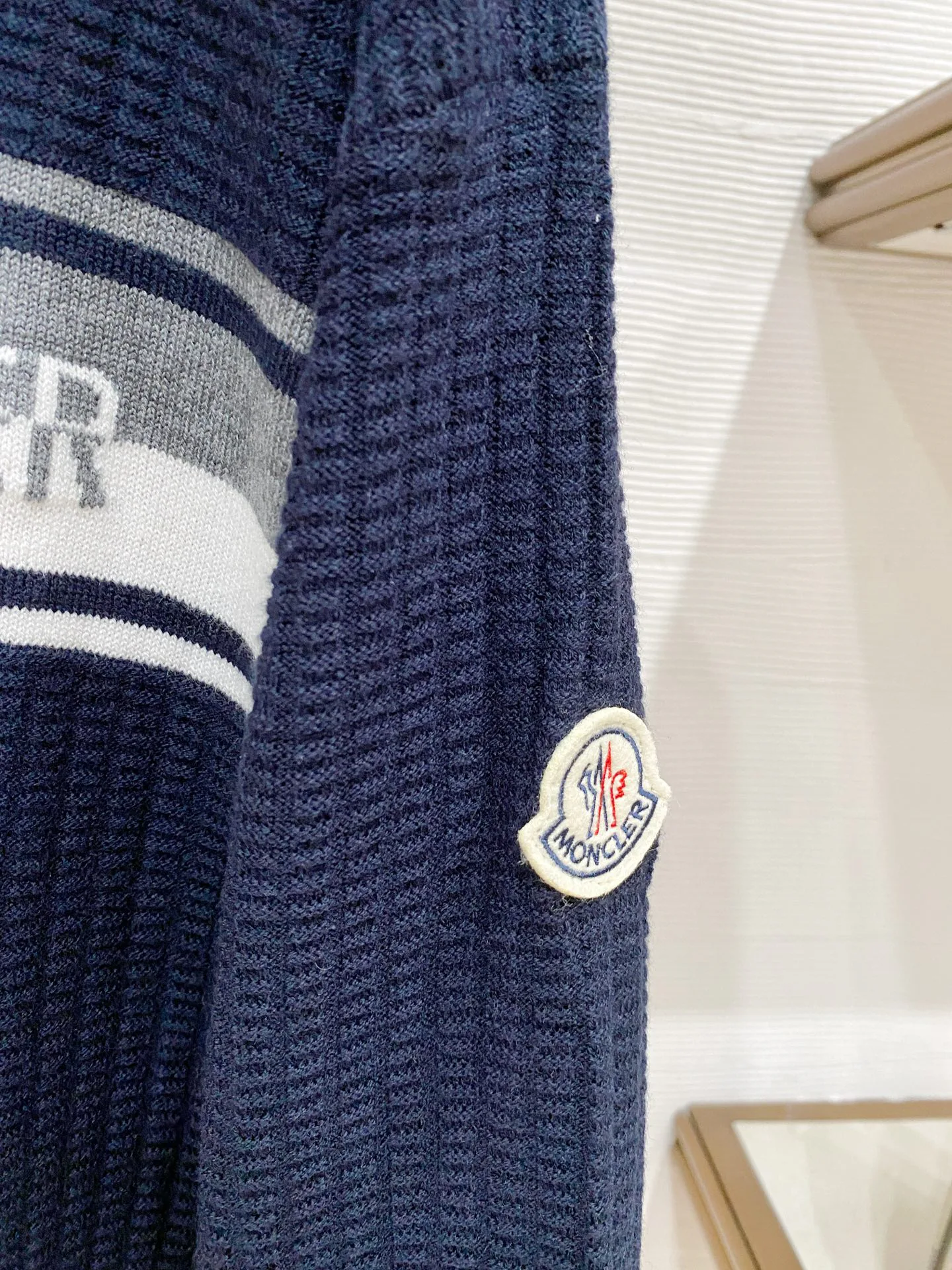 Men's Jumpers And Sweaters MONCLER 18374694