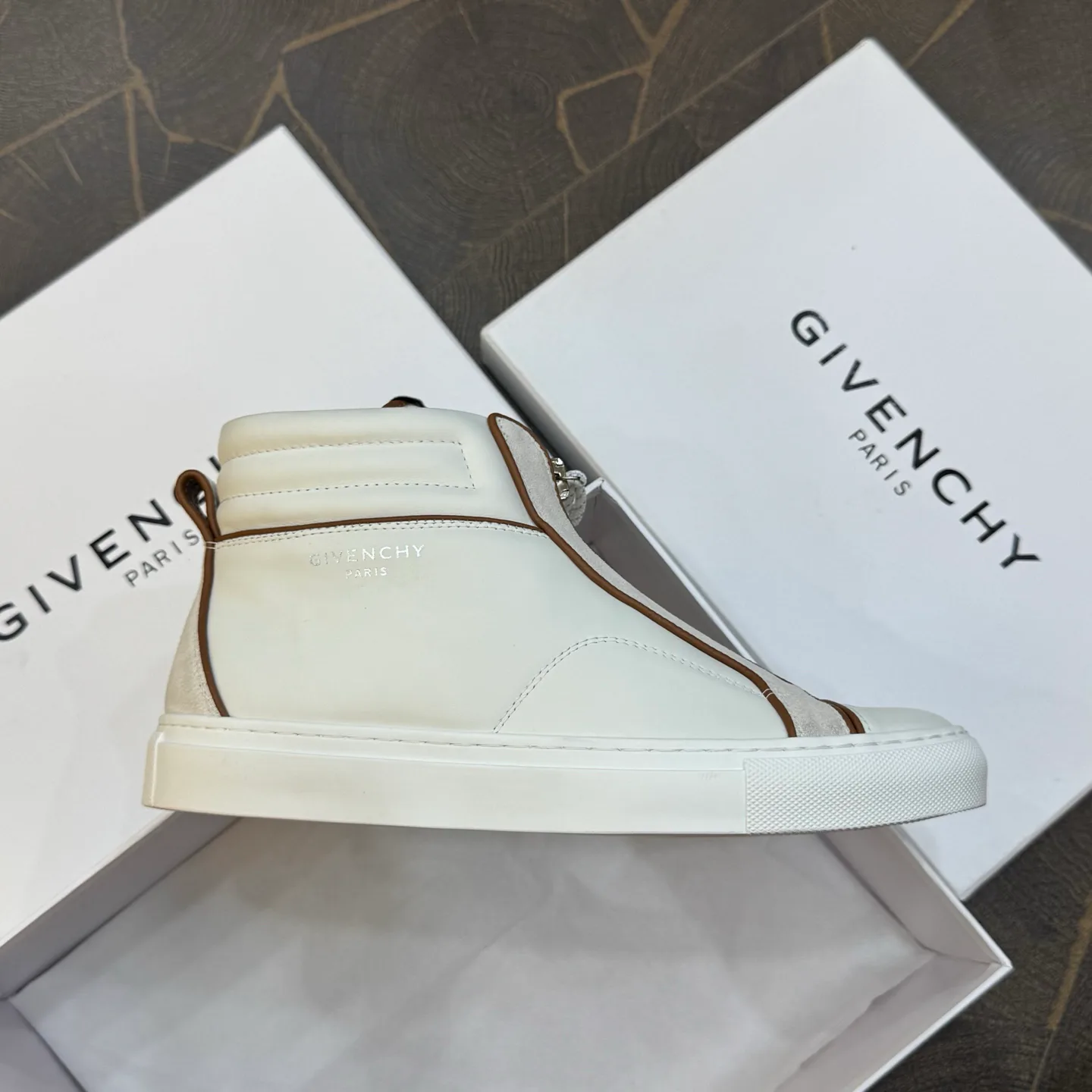 Men's Sneakers GIVENCHY 18267080