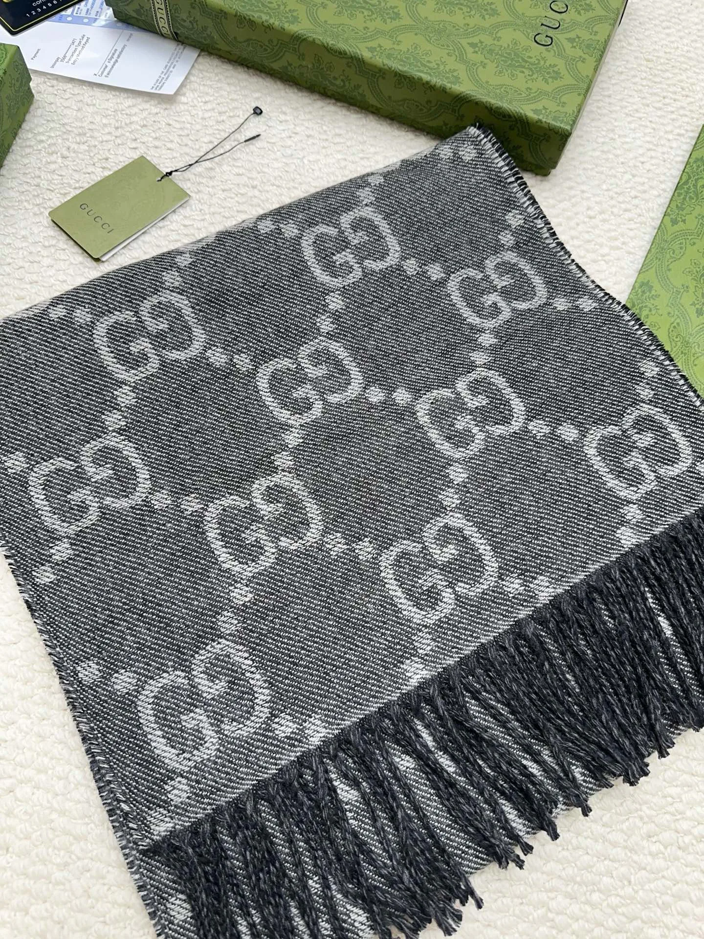 Scarves GUCCI 18003246