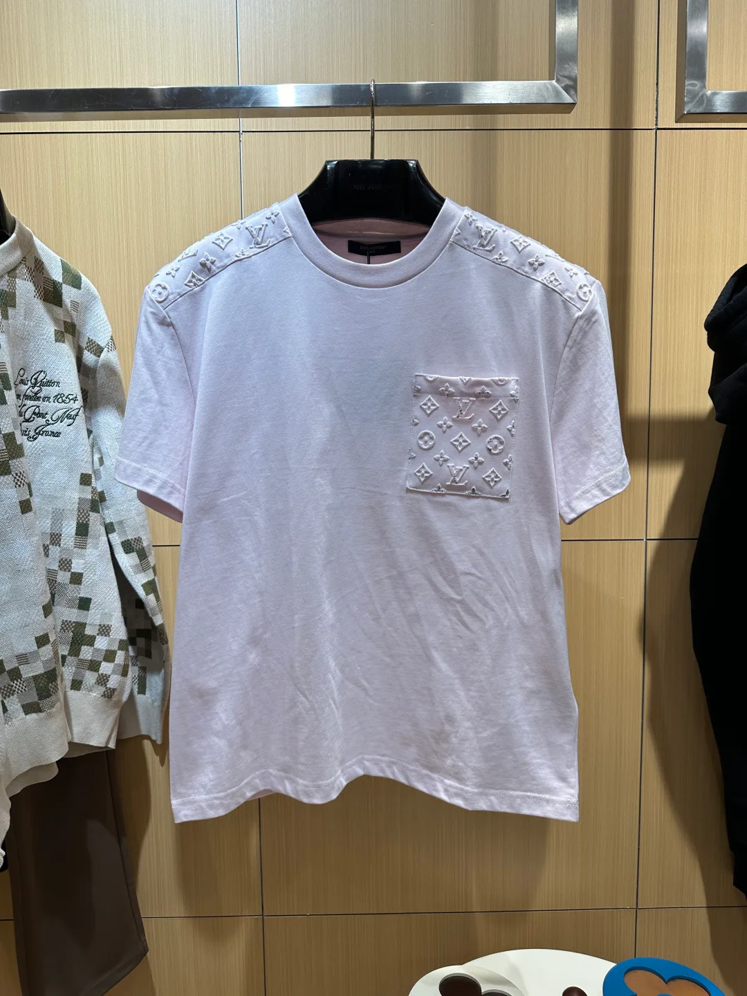 Men's T-Shirts LOUIS VUITTON 17813126