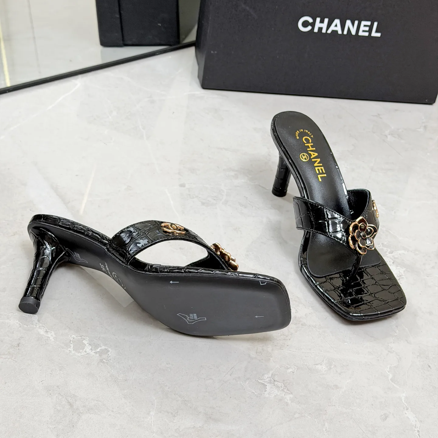 Women's Open-Toe Sandals CHANEL 17335026