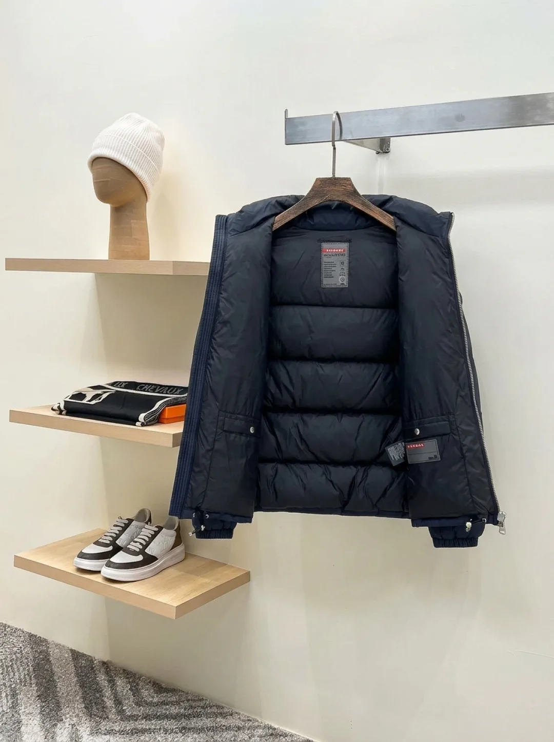 Куртки И Пуховики Мужские Prada 18596626
