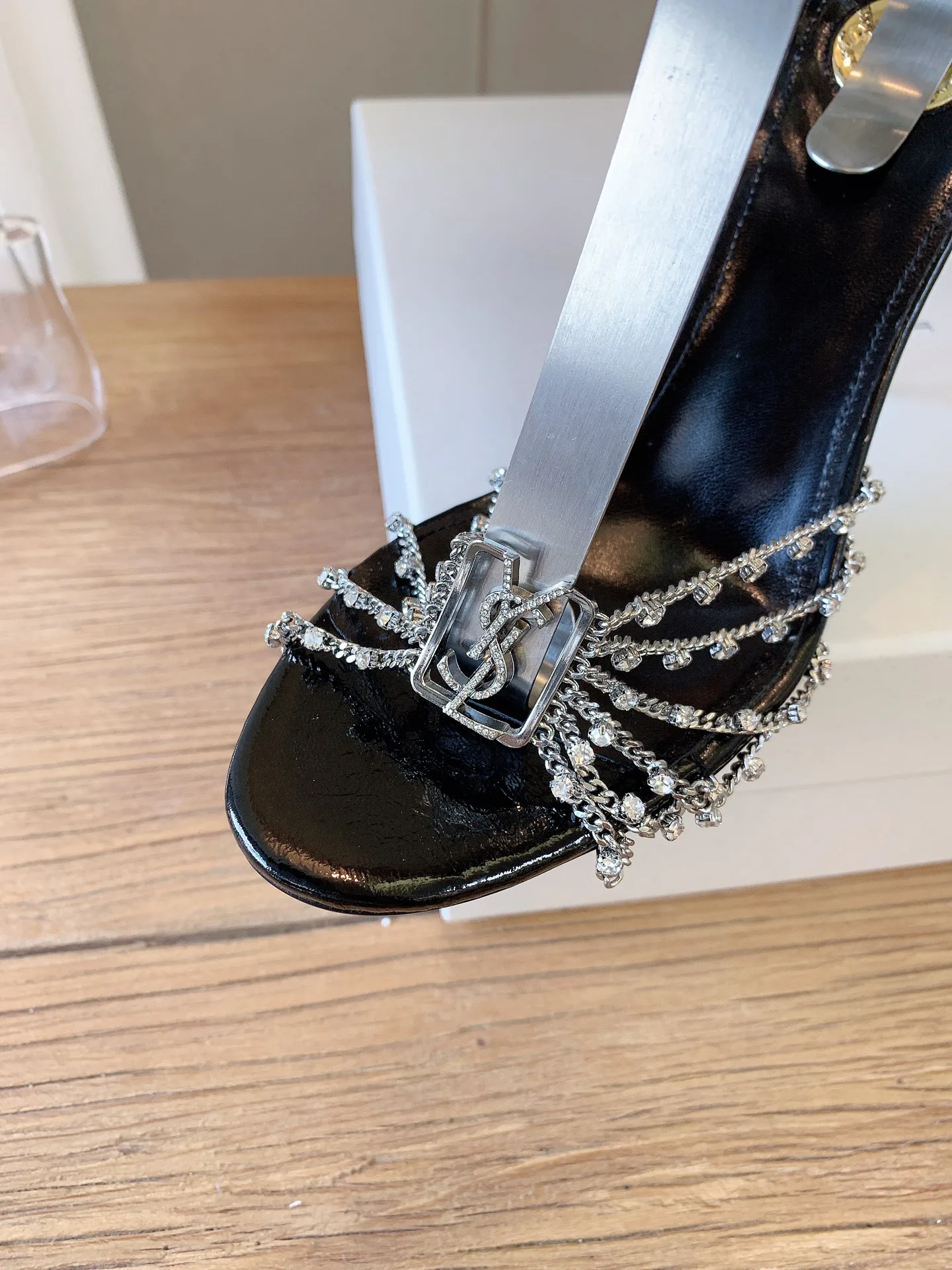 Women's Open-Toe Sandals SAINT LAURENT 17449467