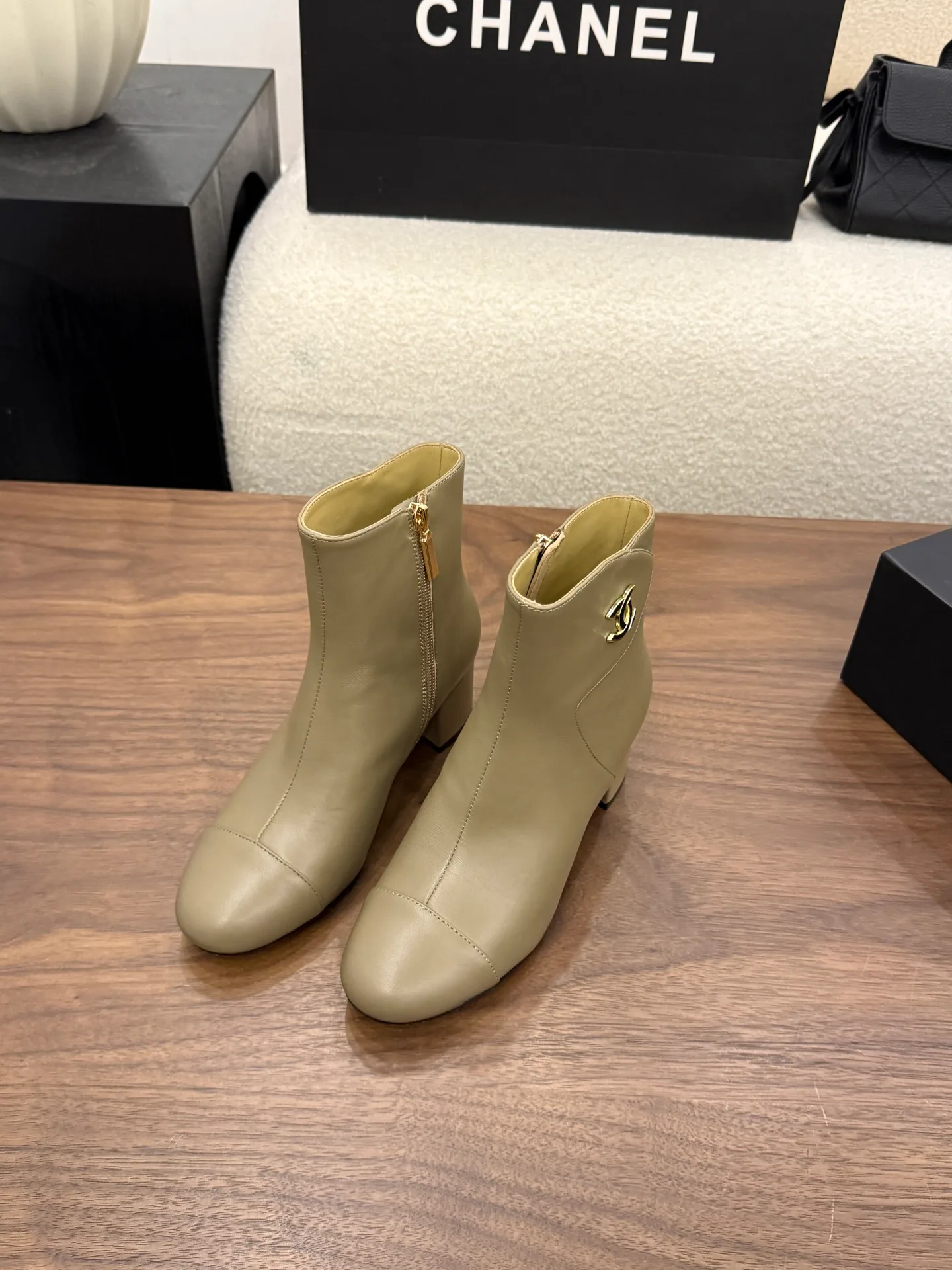 Women's Booties CHANEL 18323358