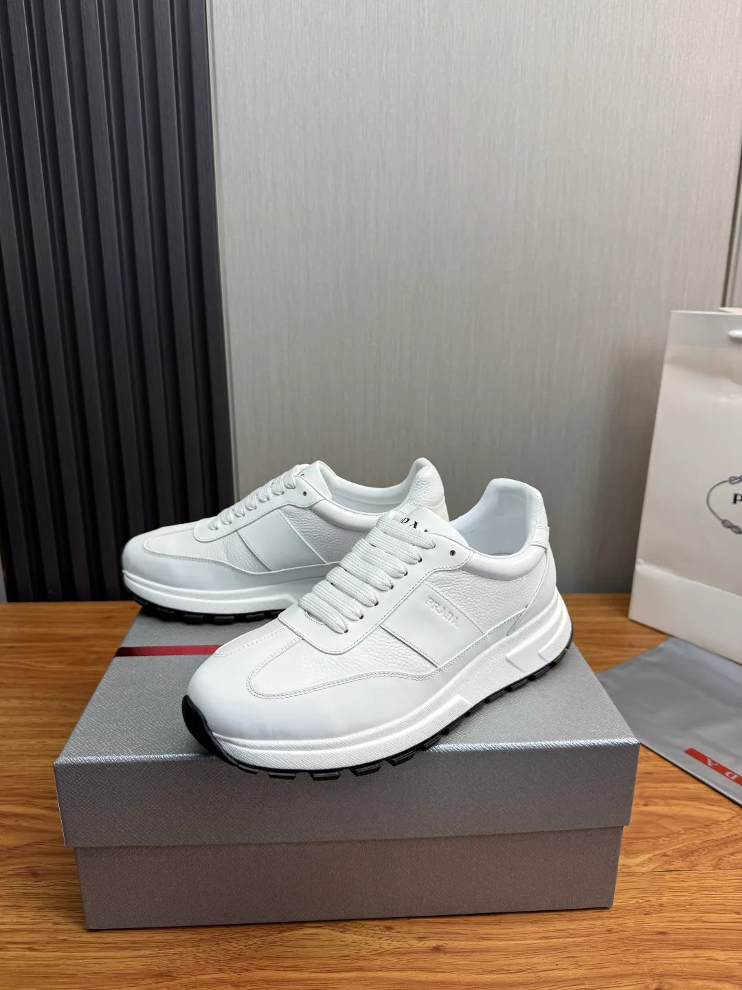 Men's Sneakers PRADA 17890562