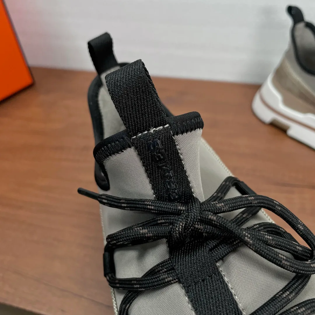 Men's Sneakers HERMES 18197794