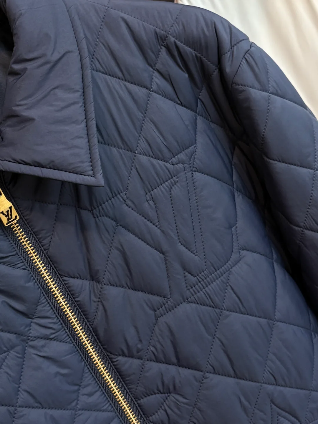 Men's Jackets And Down Jackets LOUIS VUITTON 18140202