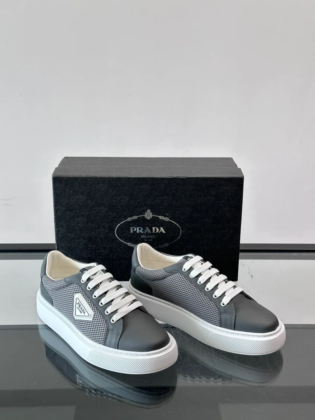 Women's Sneakers PRADA 17497963