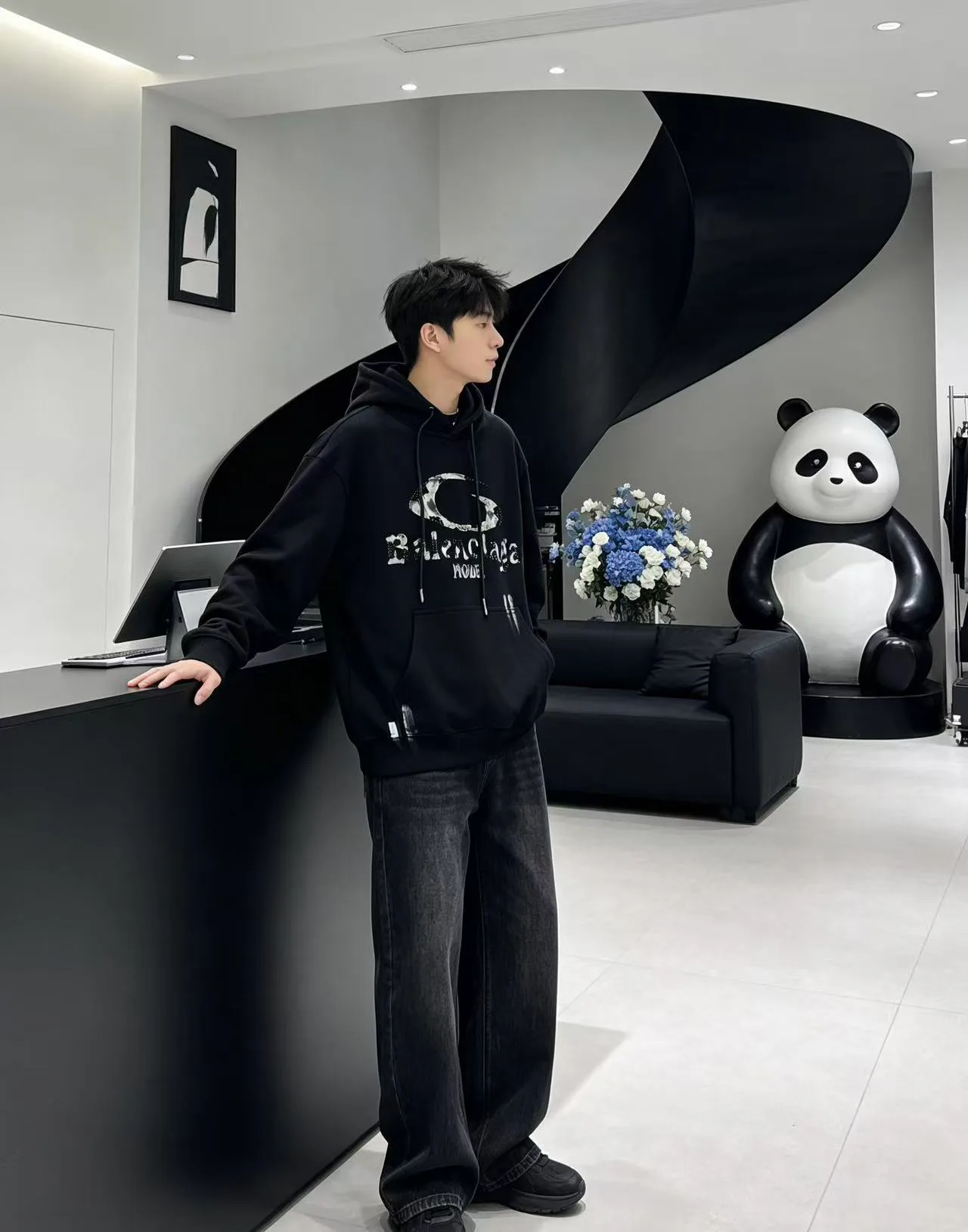Men's Sweatshirts And Hoodies BALENCIAGA 18098275