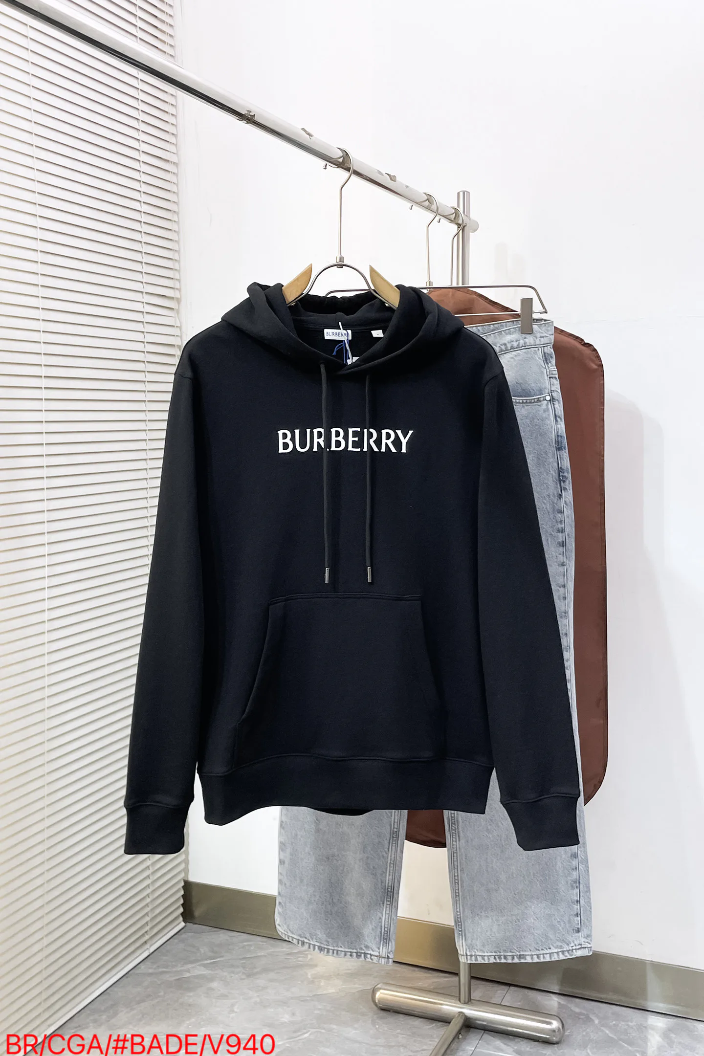 Men's Sweatshirts And Hoodies BURBERRY 17600551