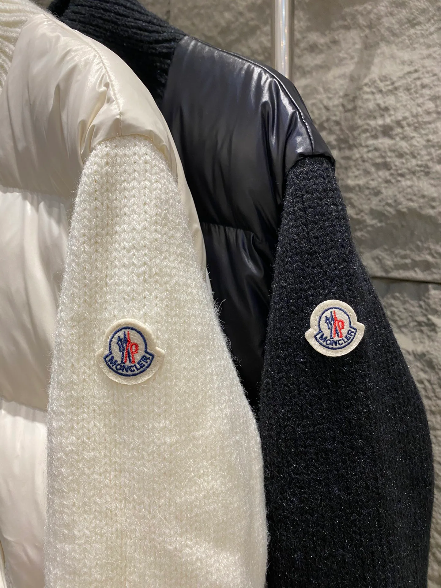 Women's Jackets And Down Jackets MONCLER 17964607
