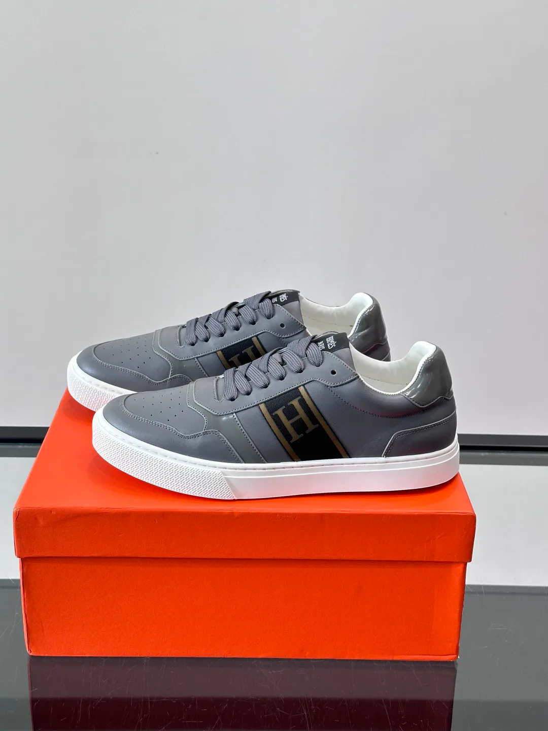 Men's Sneakers HERMES 17349432