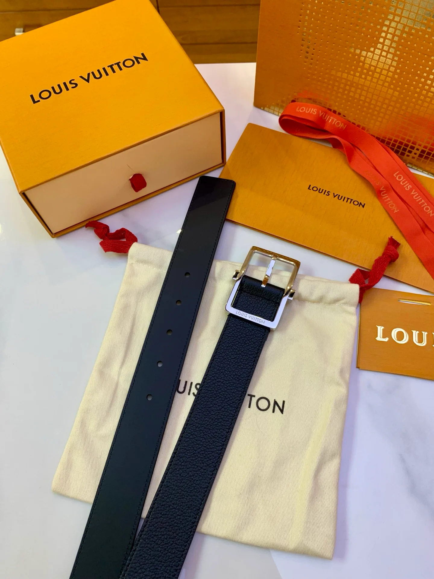 Belts LOUIS VUITTON 17682169