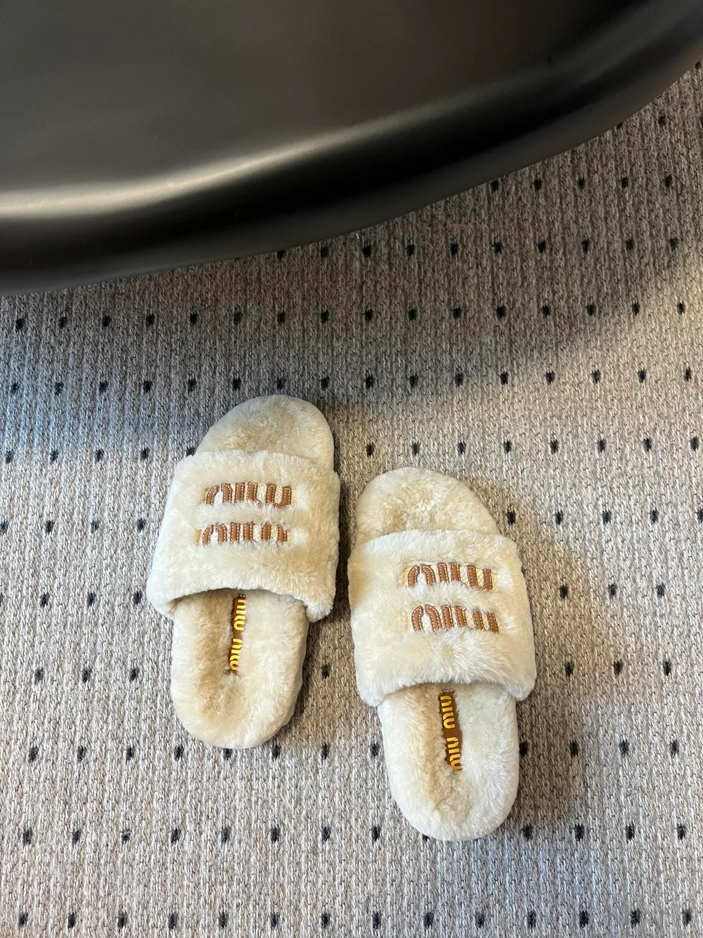 Women's Slippers MIU MIU 18241523